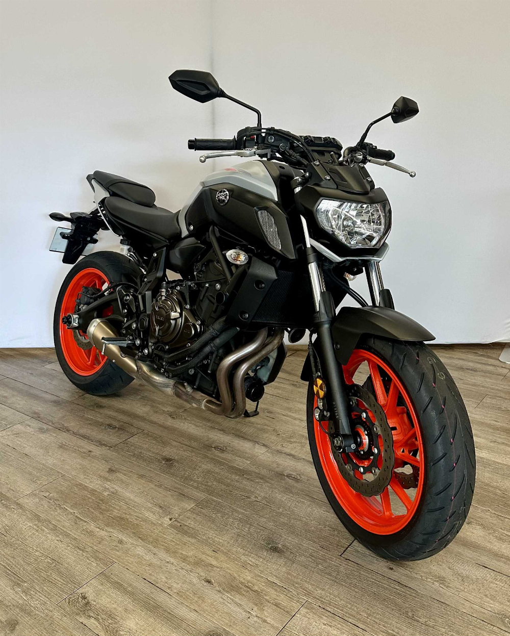 Yamaha MT-07 ABS 2019 vue 3/4 droite