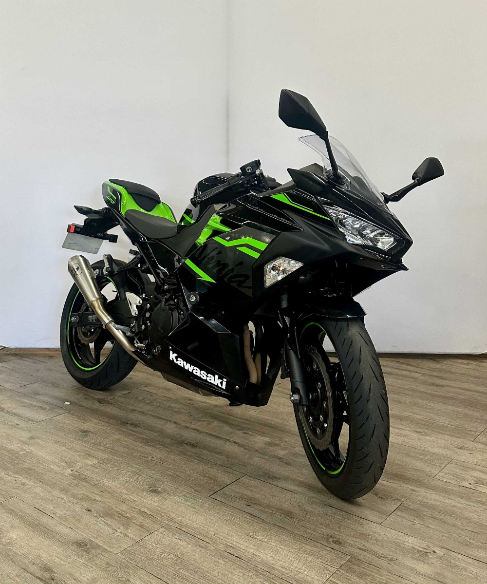 Kawasaki Ninja 400 2019 vue 3/4 droite