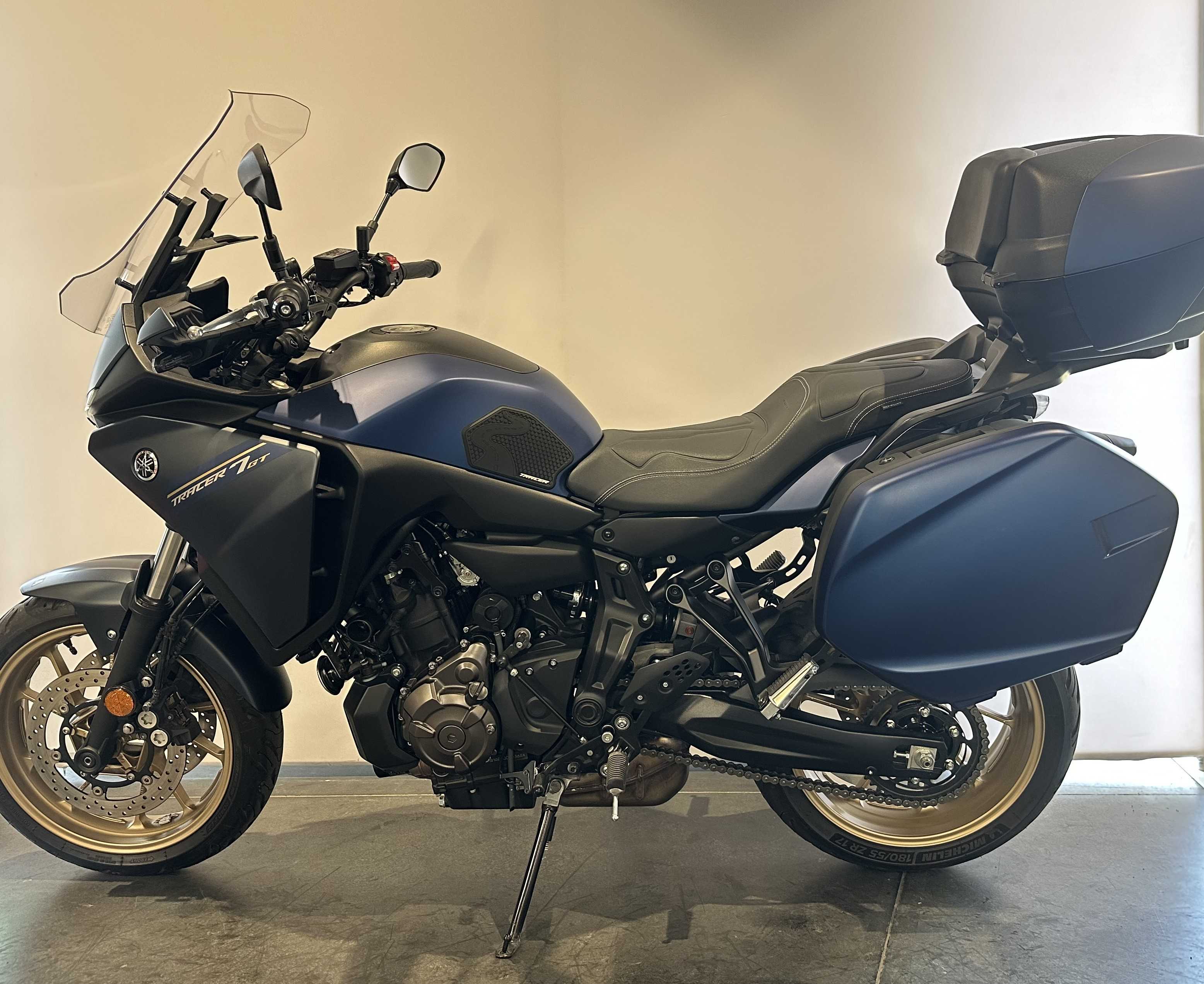 Yamaha Tracer 700 GT 2023 HD vue gauche