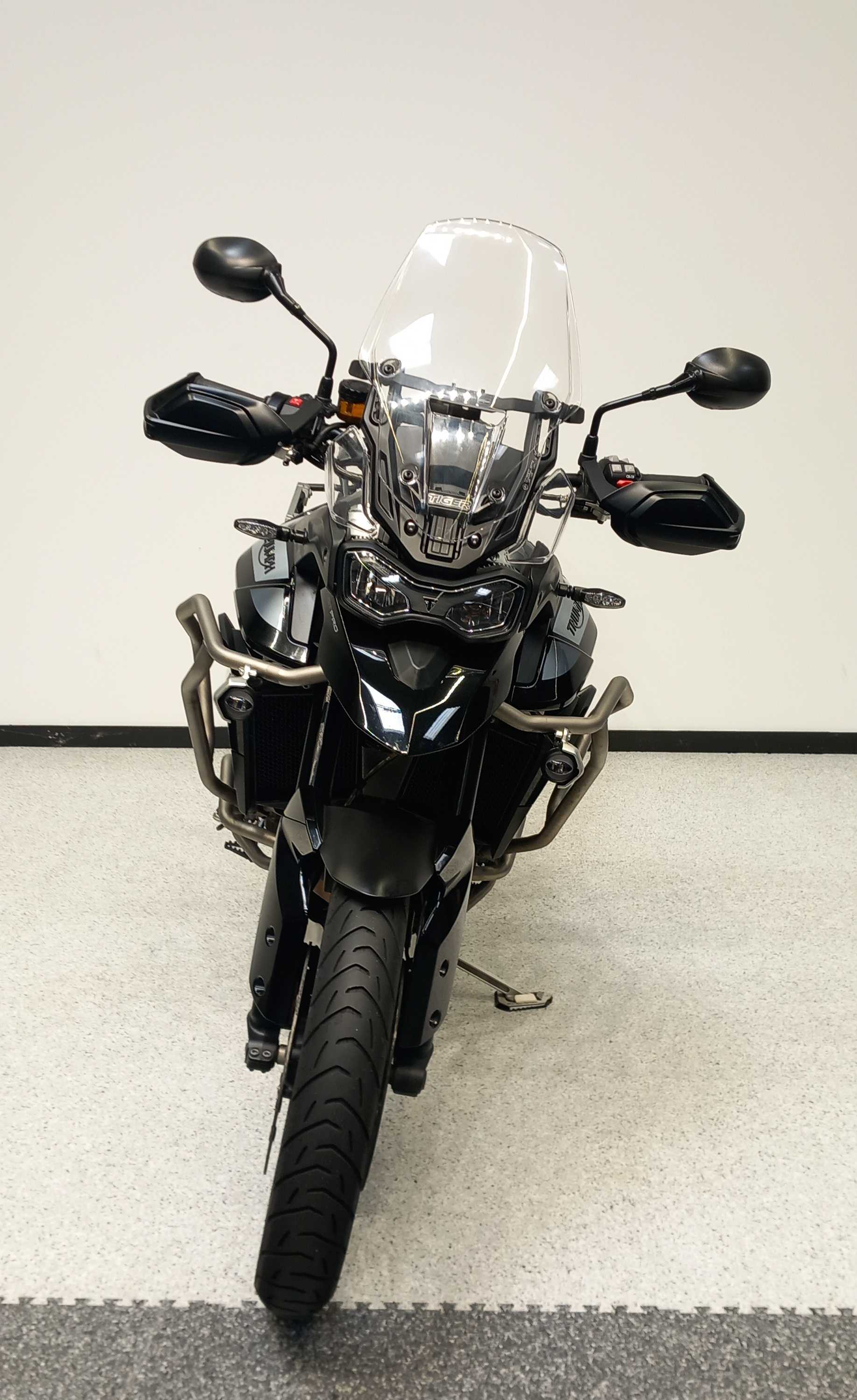 Triumph 900 Tiger GT Pro 2020 HD vue avant