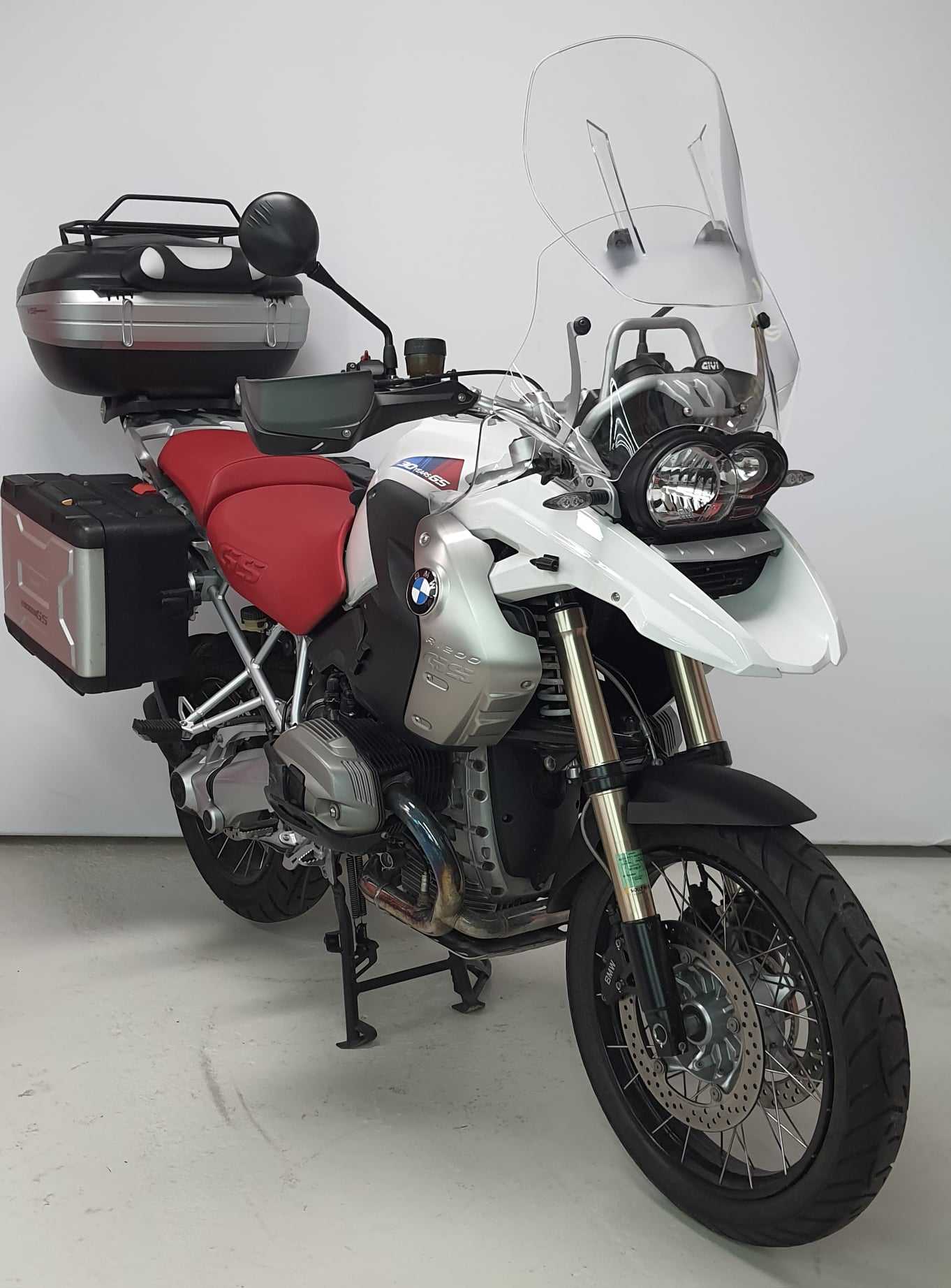 BMW R 1200 GS 2010 HD vue 3/4 droite