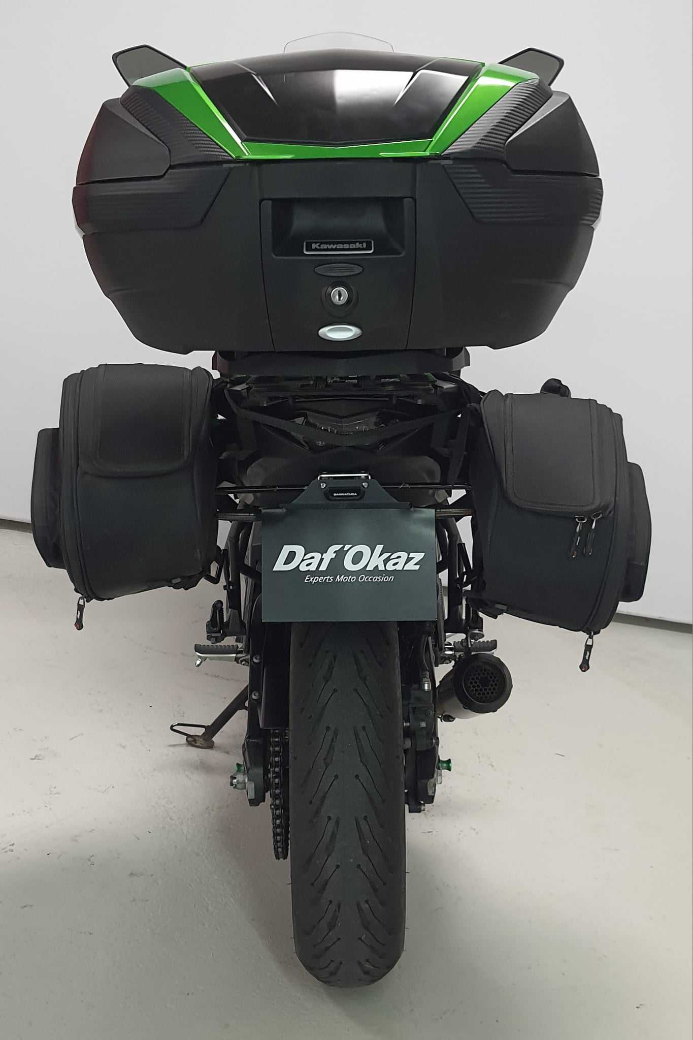 Kawasaki KLE 650 Versys ABS 2019 HD vue arrière