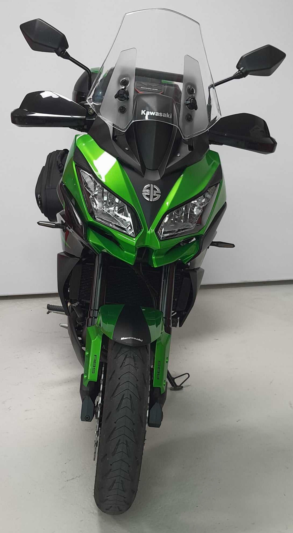 Kawasaki KLE 650 Versys ABS 2019 vue avant