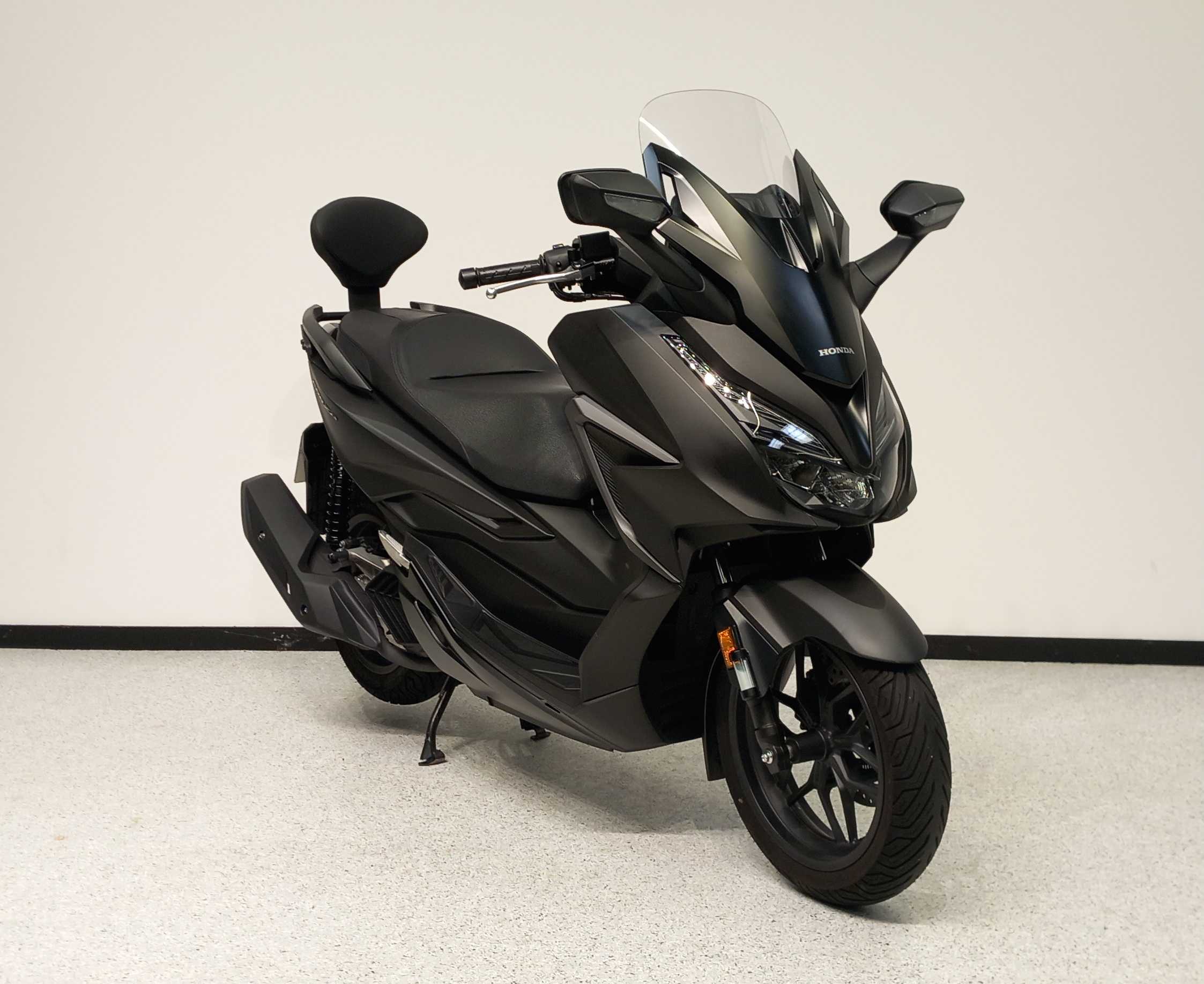 Honda NSS 125 Forza ABS 2022 HD vue 3/4 droite