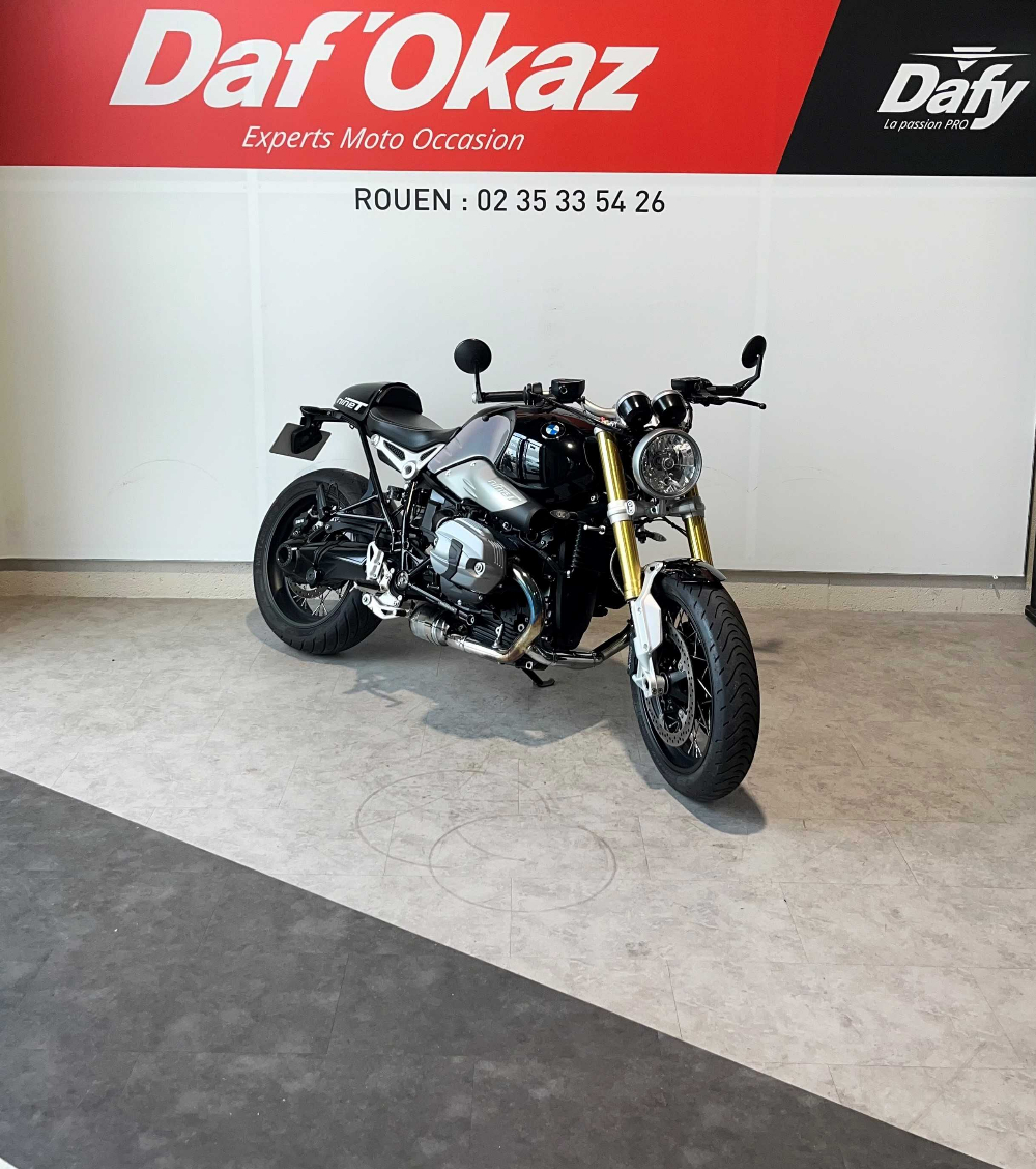 BMW R 1200 R Nine-T 2017 vue 3/4 droite