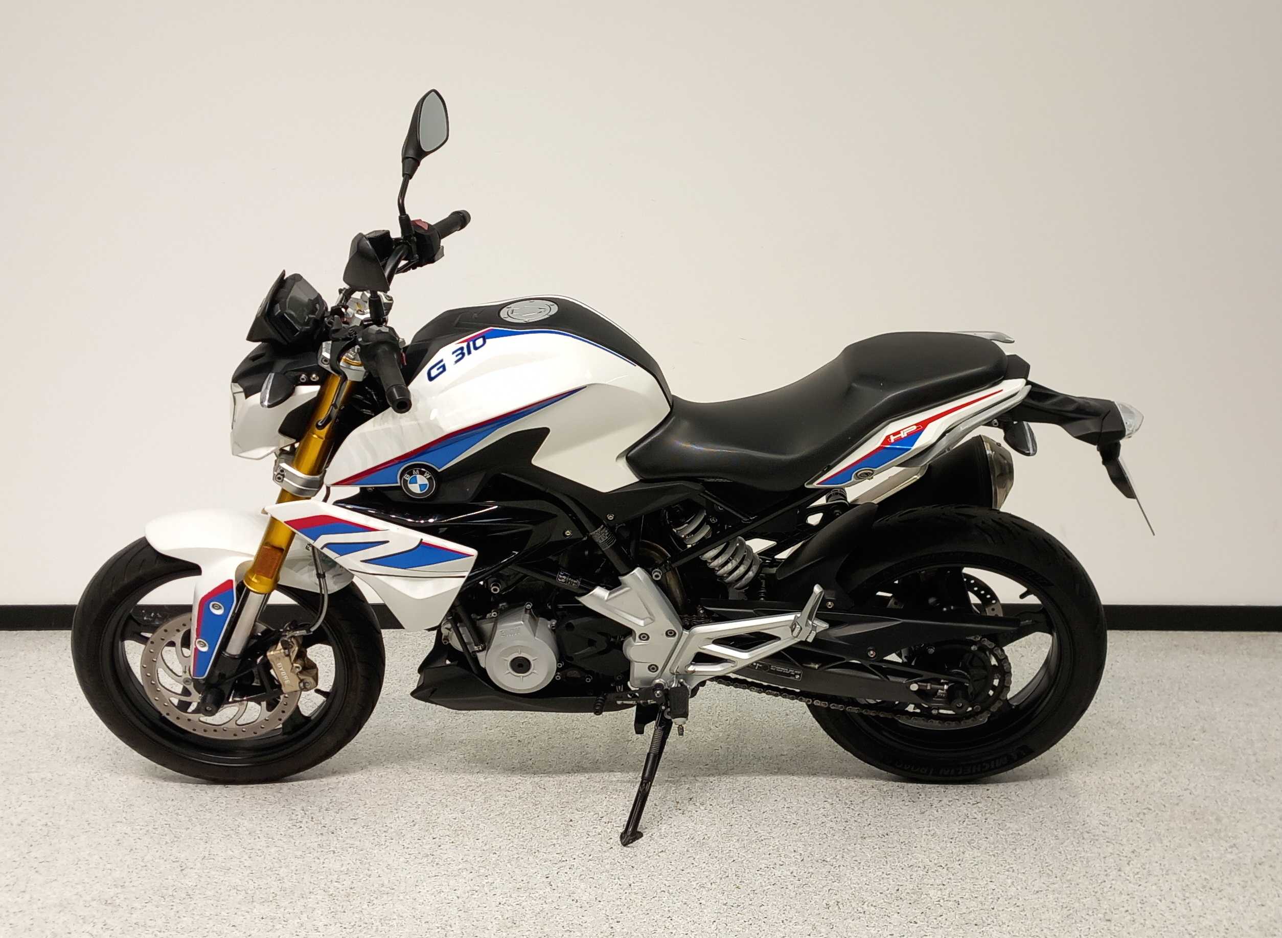 BMW G 310 R 2019 HD vue gauche