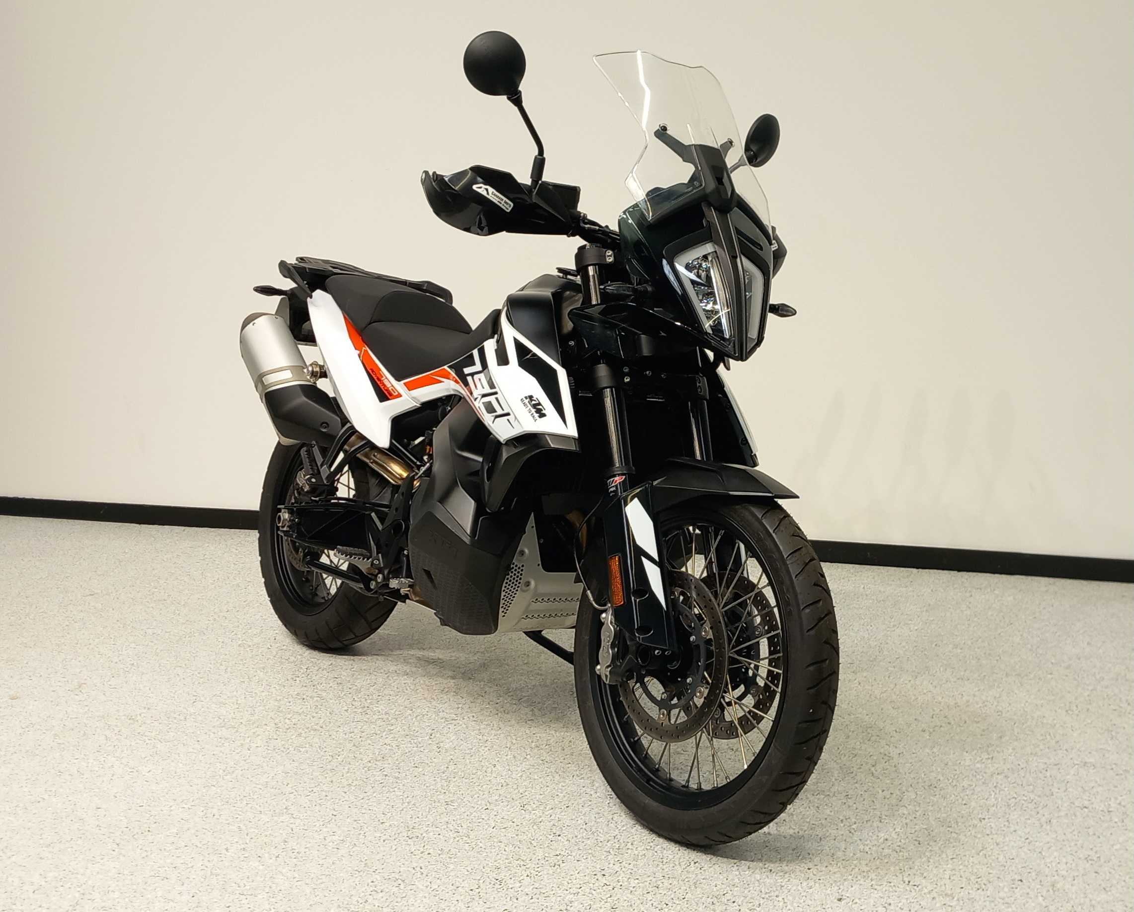 KTM 790 Adventure 2020 HD vue 3/4 droite