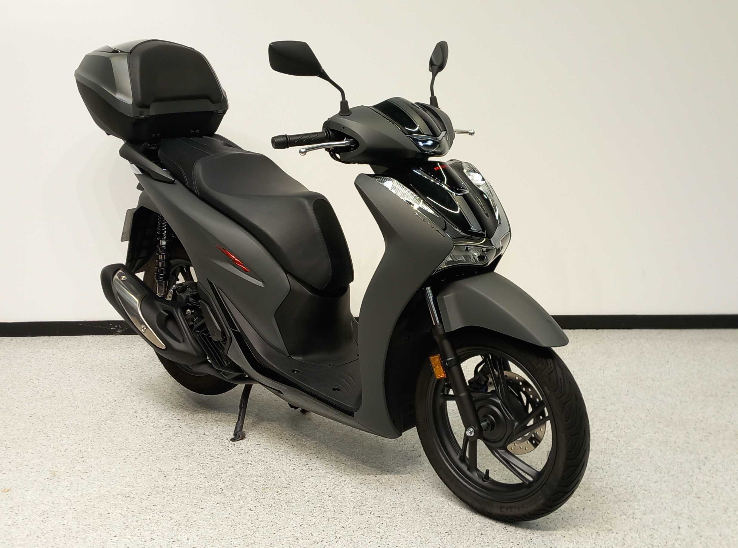 Honda SH 125 i 2022 HD vue 3/4 droite