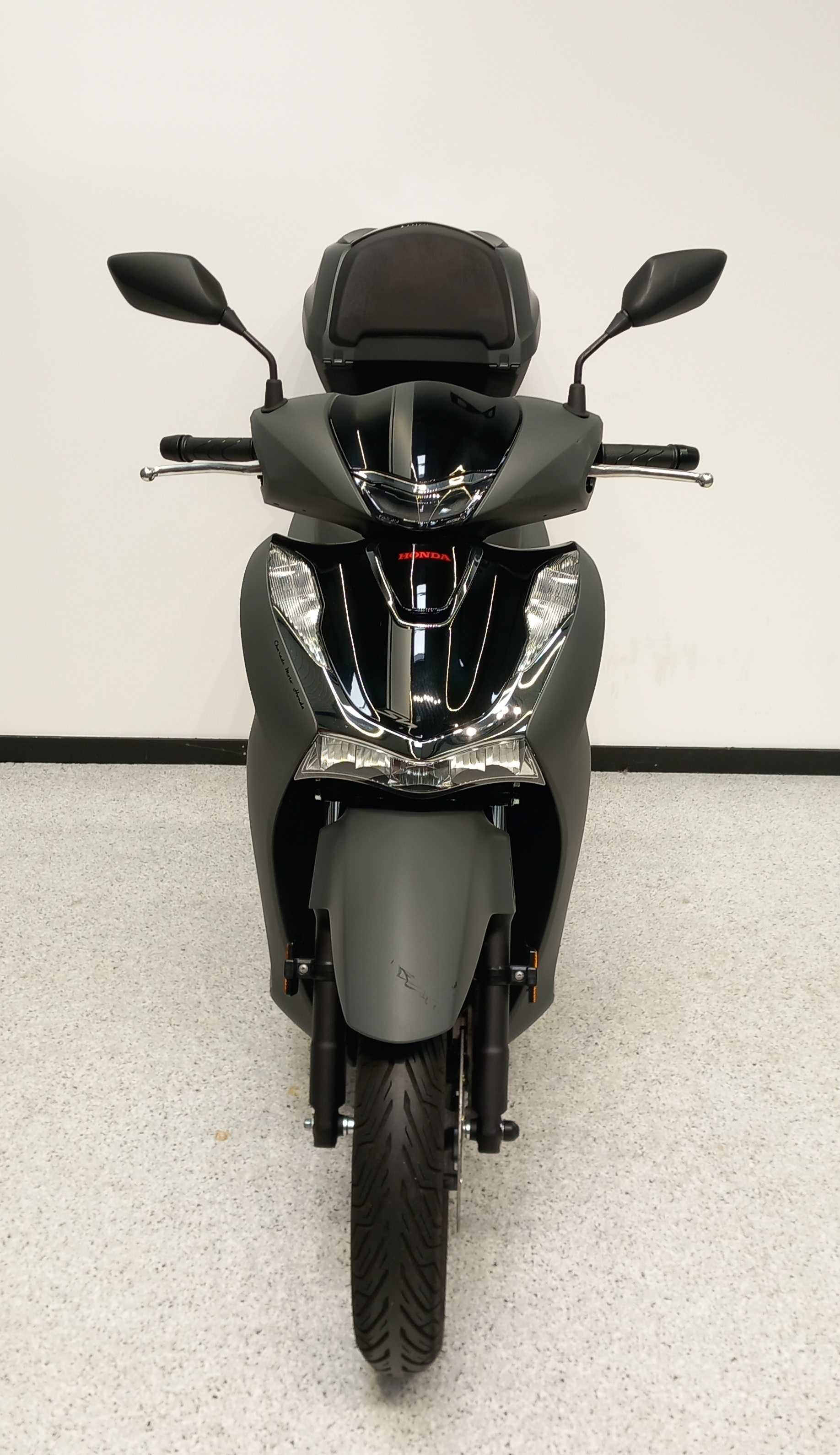 Honda SH 125 i 2022 HD vue avant