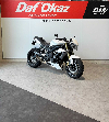 Aperçu Triumph 675 Street Triple 2013 vue 3/4 droite