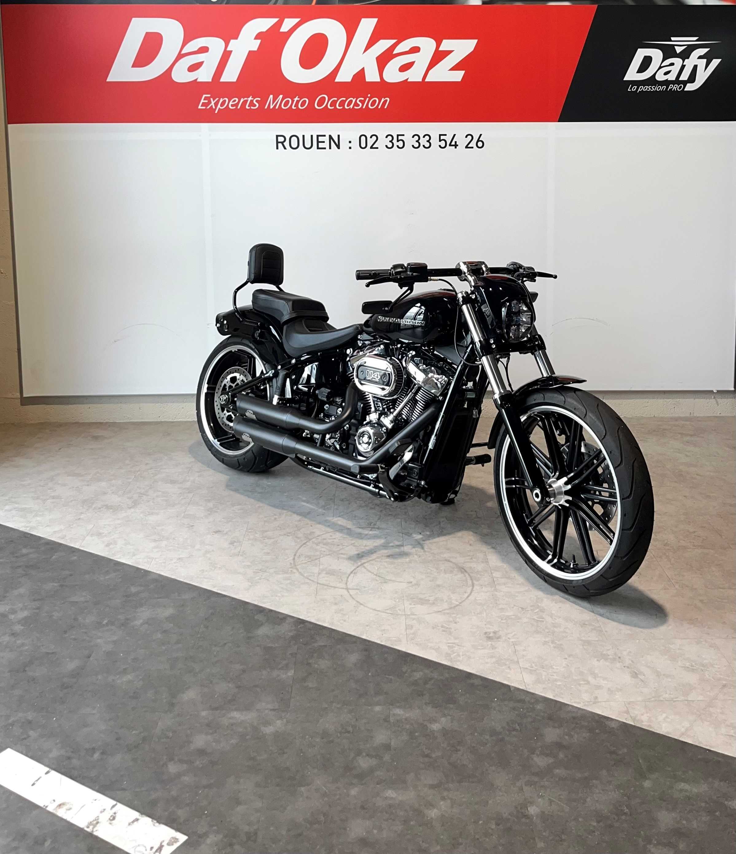 Harley-Davidson BREAKOUT 114 2022 HD vue 3/4 droite