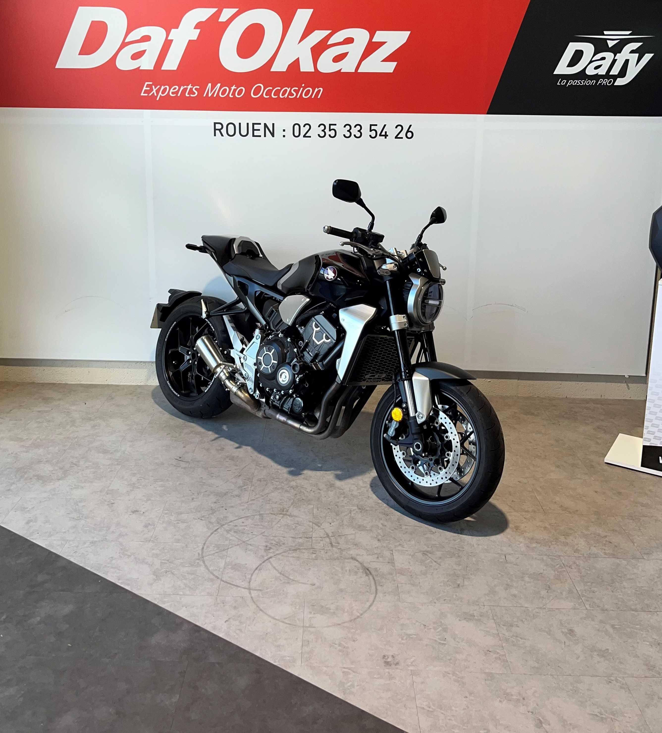 Honda CB 1000 R ABS 2019 HD vue 3/4 droite