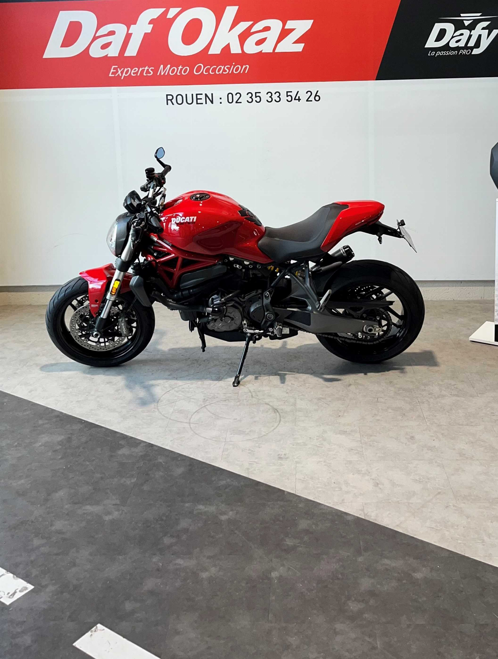 Ducati 821 Monster 2020 vue gauche