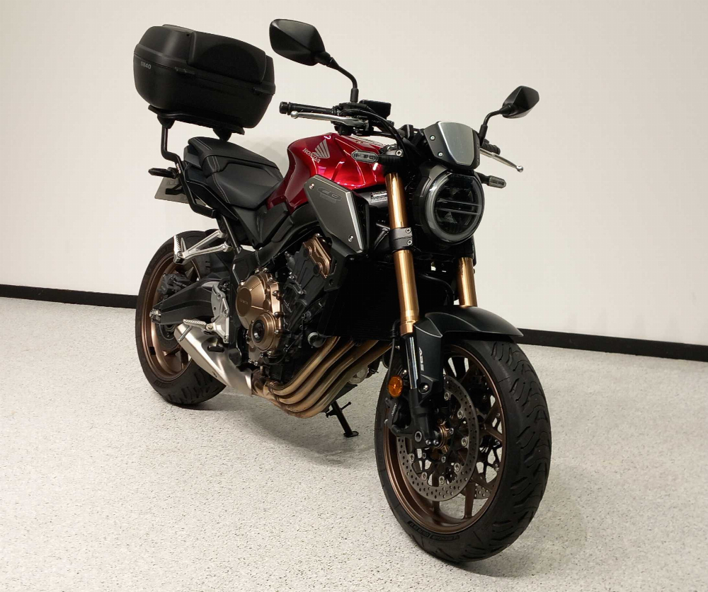 Honda CB 650 R 2019 vue 3/4 droite