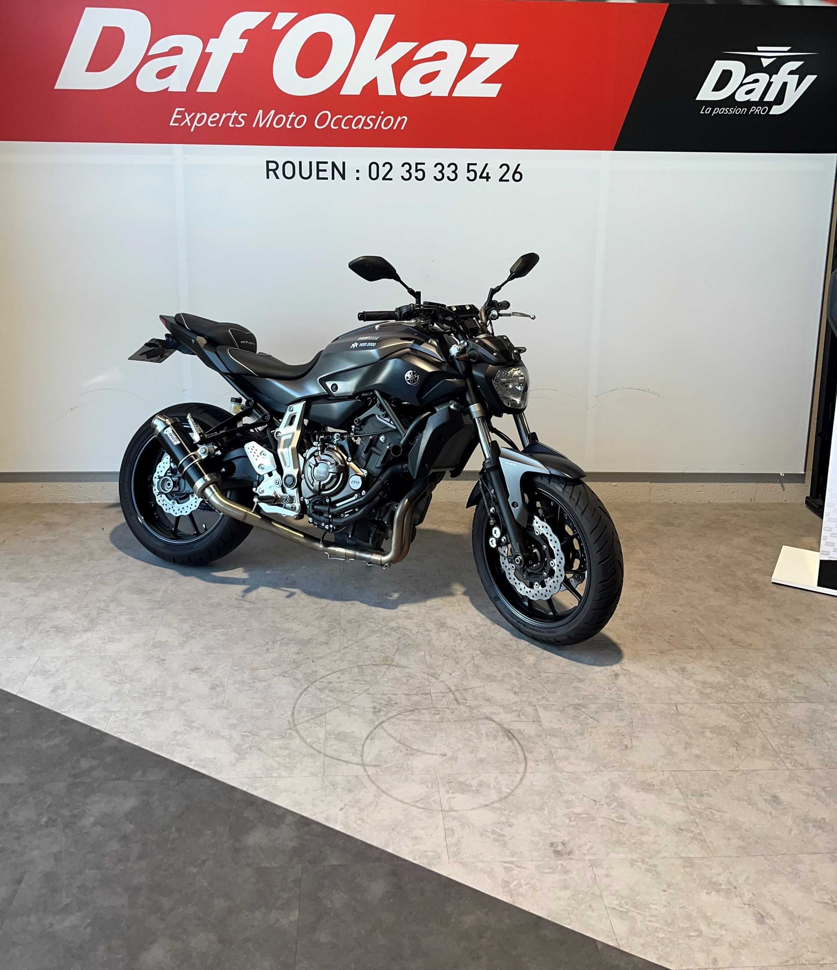 Yamaha MT-07 ABS 2016 HD vue 3/4 droite