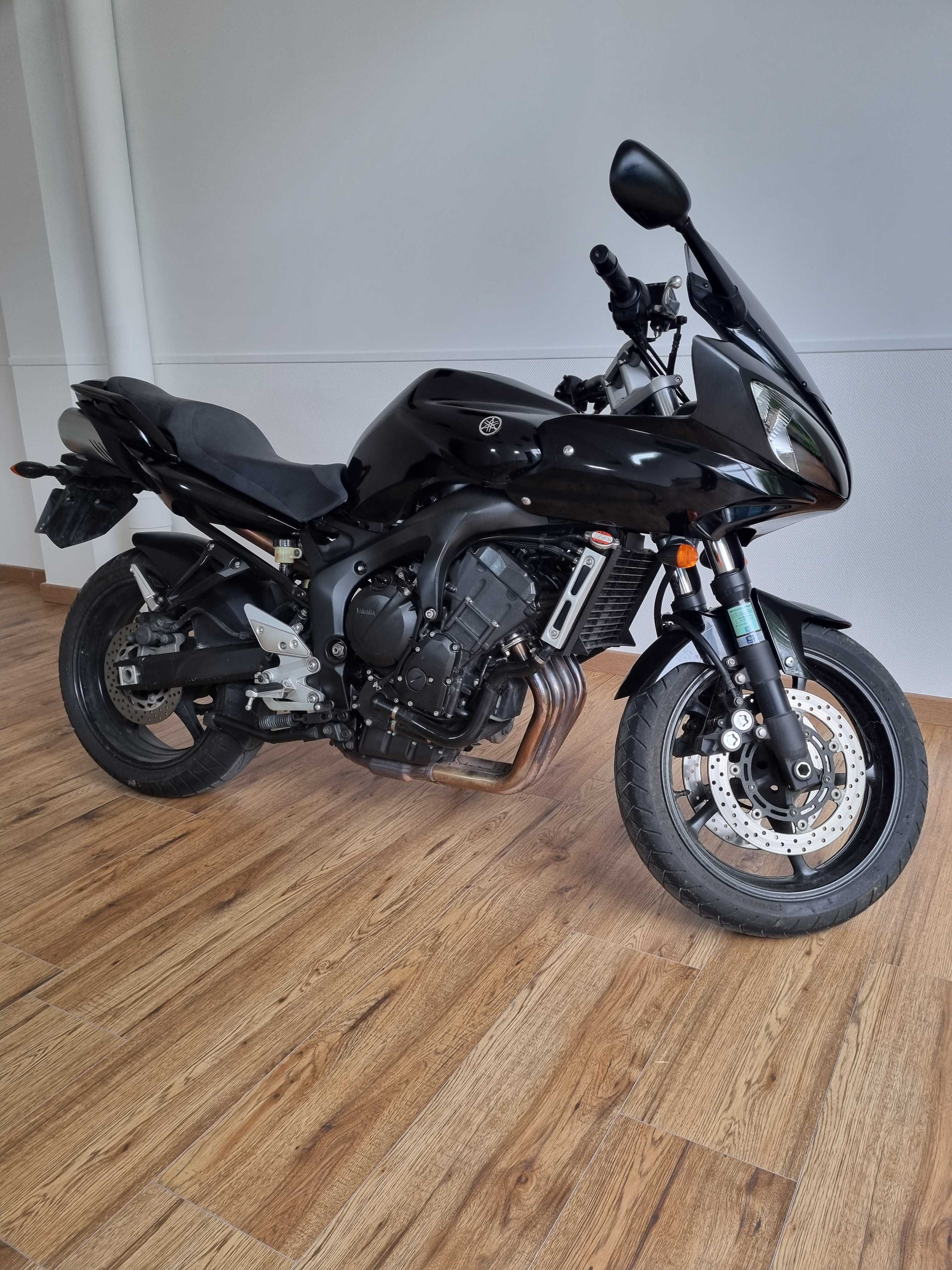 Yamaha FZ6 S Fazer S2 2008 HD vue 3/4 droite