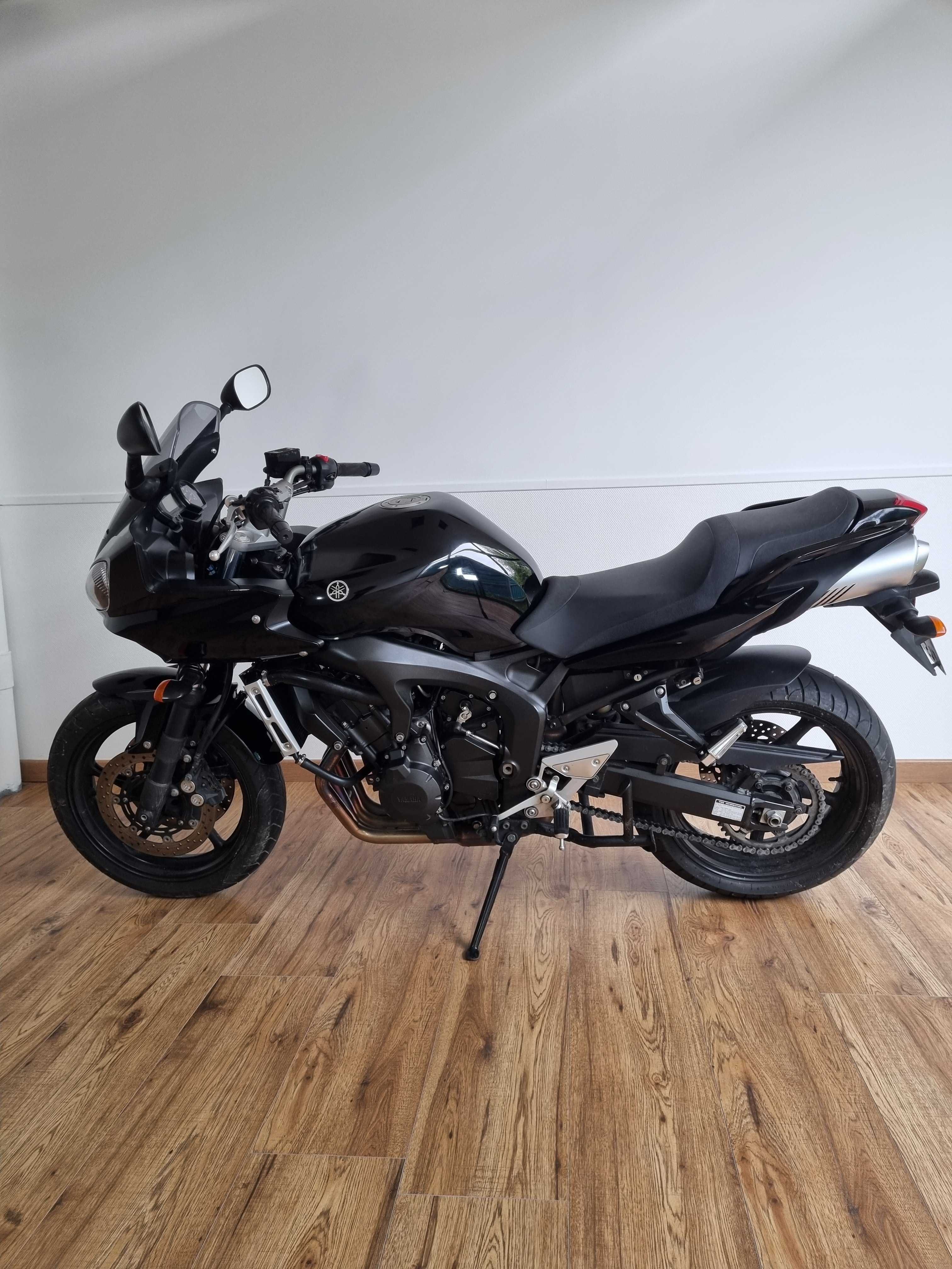 Yamaha FZ6 S Fazer S2 2008 HD vue gauche