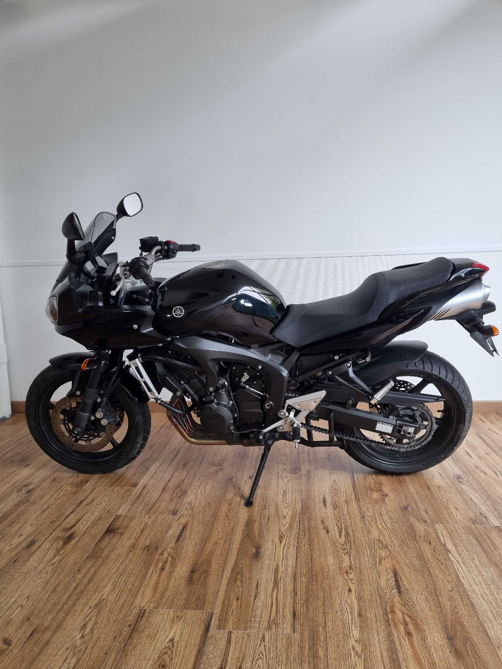 Yamaha FZ6 S Fazer S2 2008 vue gauche