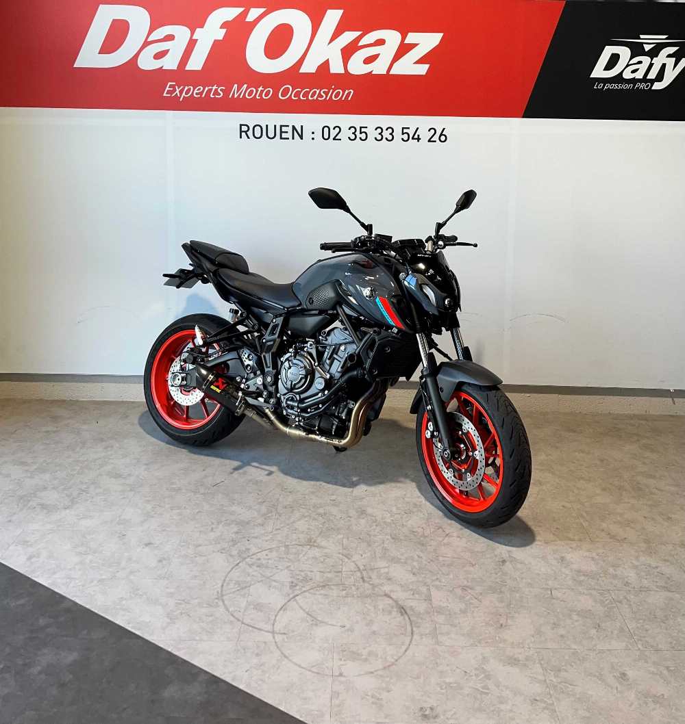 Yamaha MT-07 ABS 2021 vue 3/4 droite