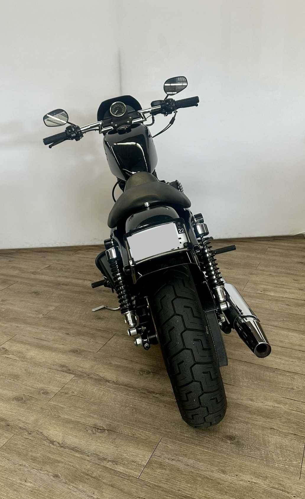 Harley-Davidson IRON 883 2009 HD vue arrière