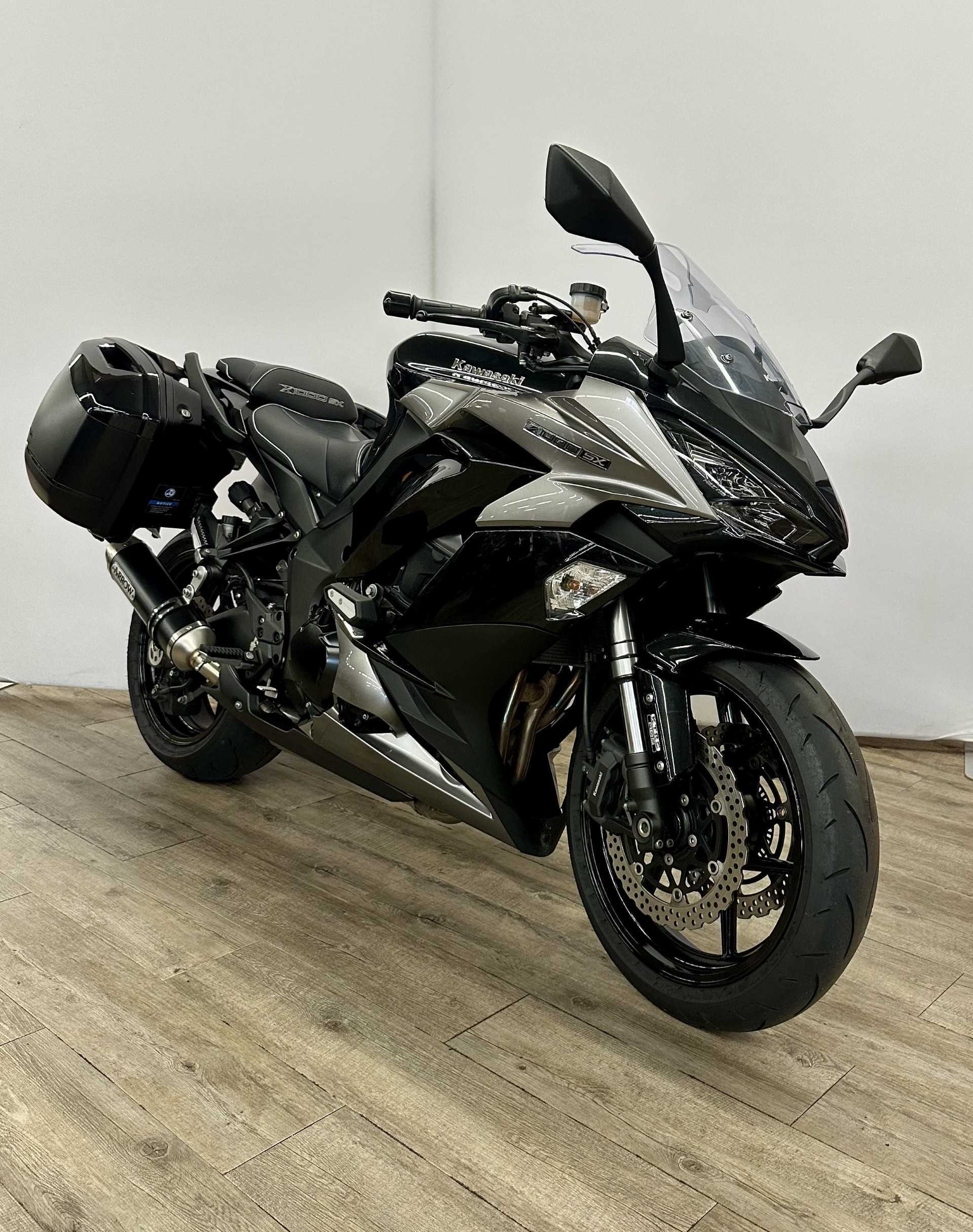 Kawasaki Z 1000 SX Tourer ABS 2017 HD vue 3/4 droite