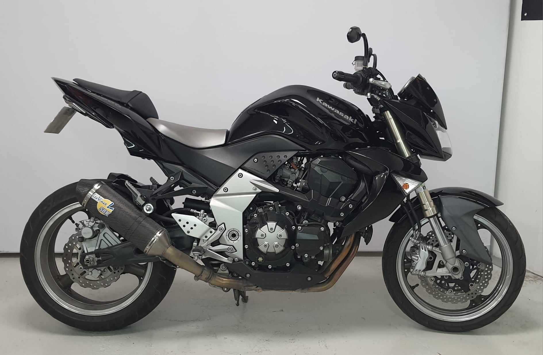 Kawasaki Z 1000 2007 HD vue gauche