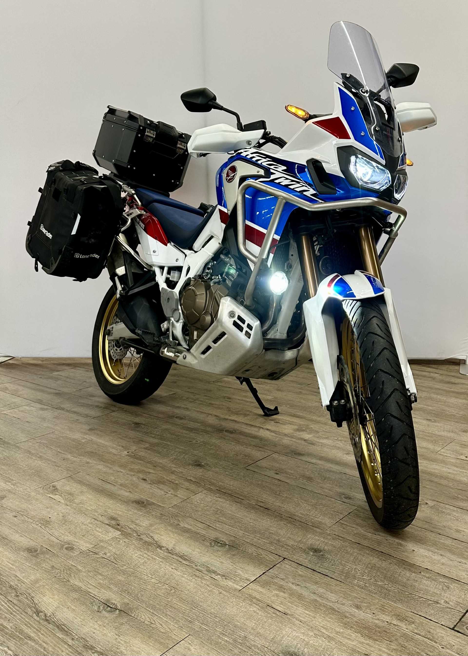 Honda CRF 1000 L Africa Twin Adventure Sports 2019 HD vue 3/4 droite