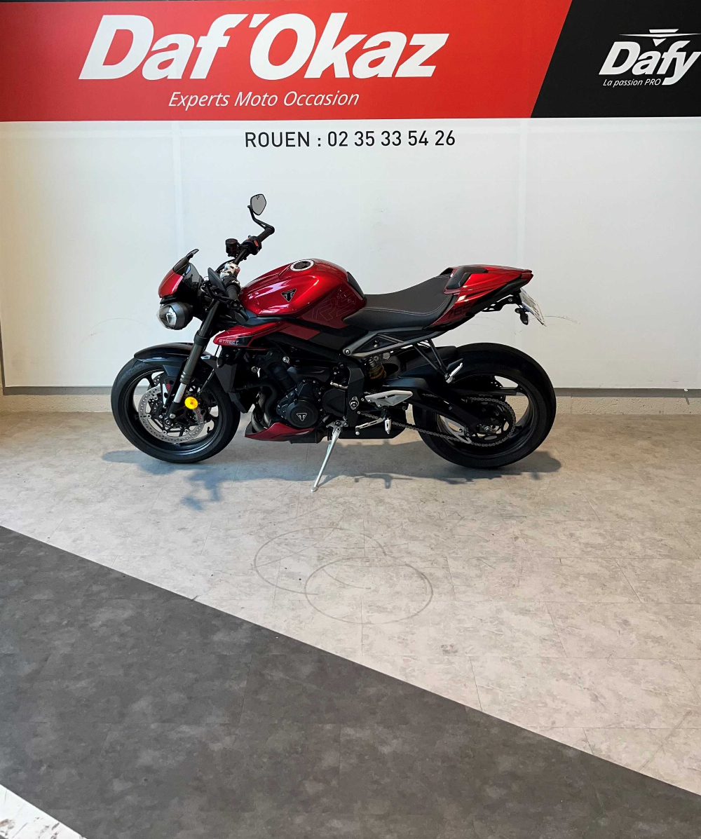 Triumph 765 Street Triple RS 2023 vue gauche