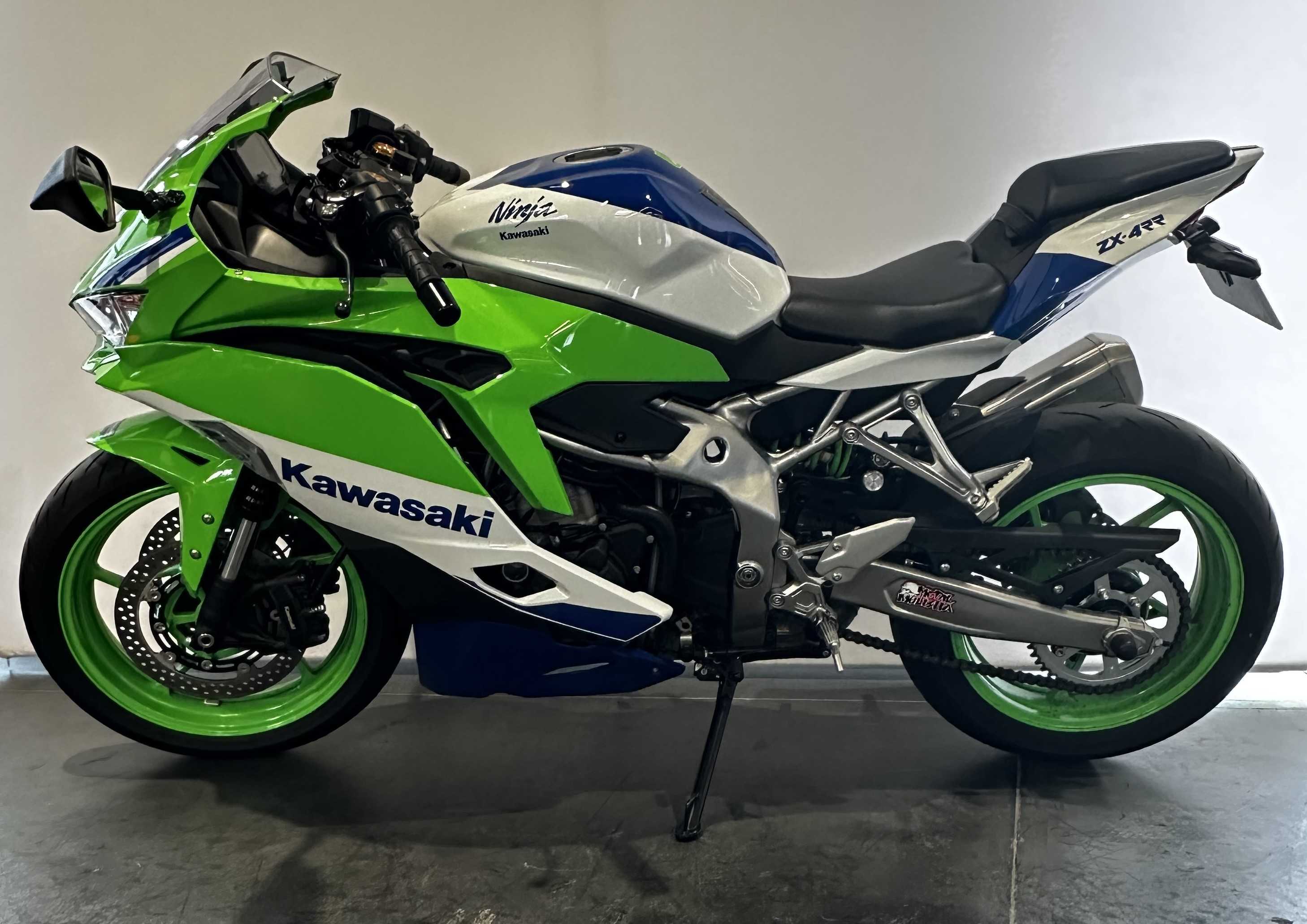 Kawasaki Ninja 400 ZX4-RR KRT 2022 HD vue gauche