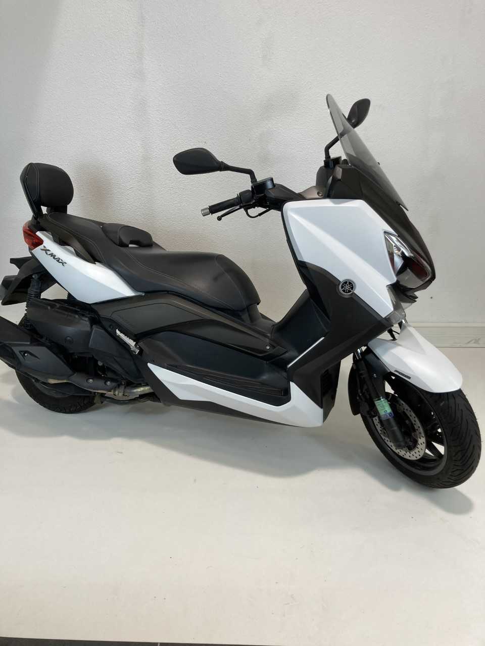 Yamaha YP 400 R X-Max ABS 2014 vue 3/4 droite