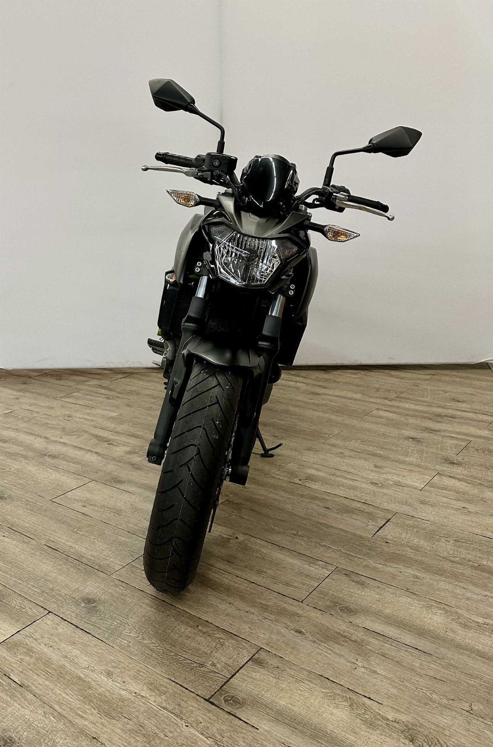 Kawasaki Z 650 2018 vue avant