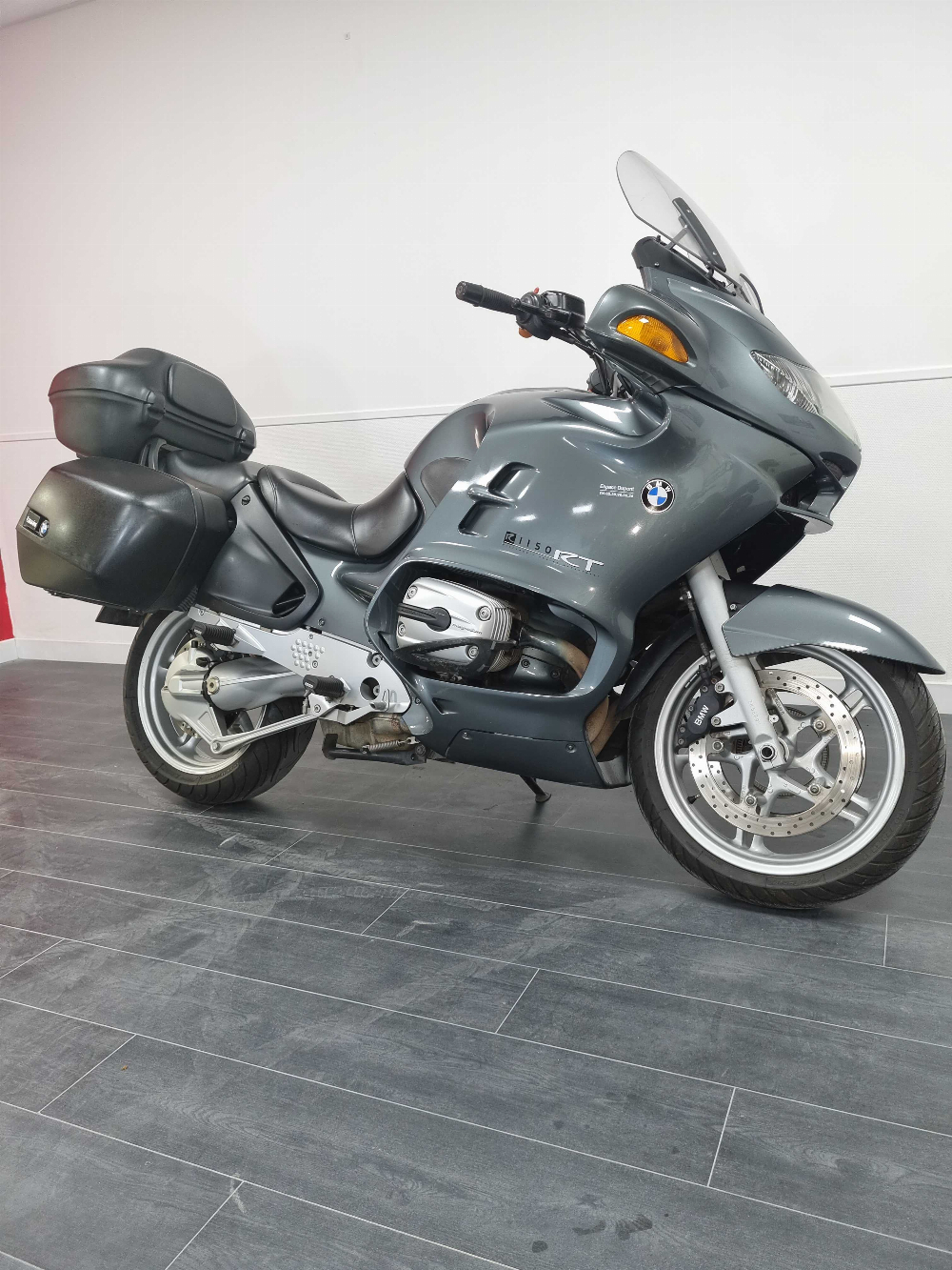 BMW R 1150 RT 2003 vue 3/4 droite