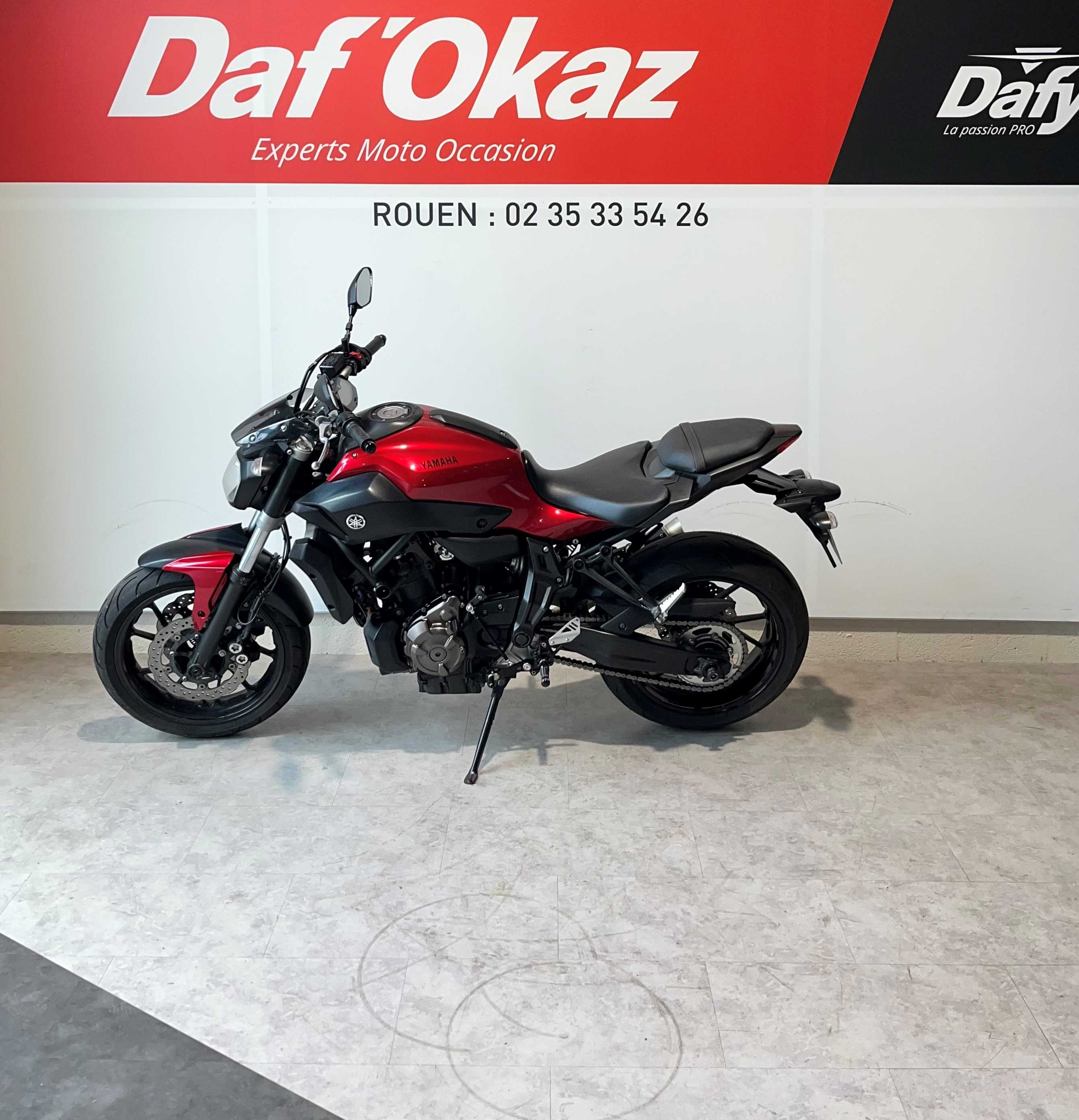 Yamaha MT-07 ABS 2015 HD vue gauche