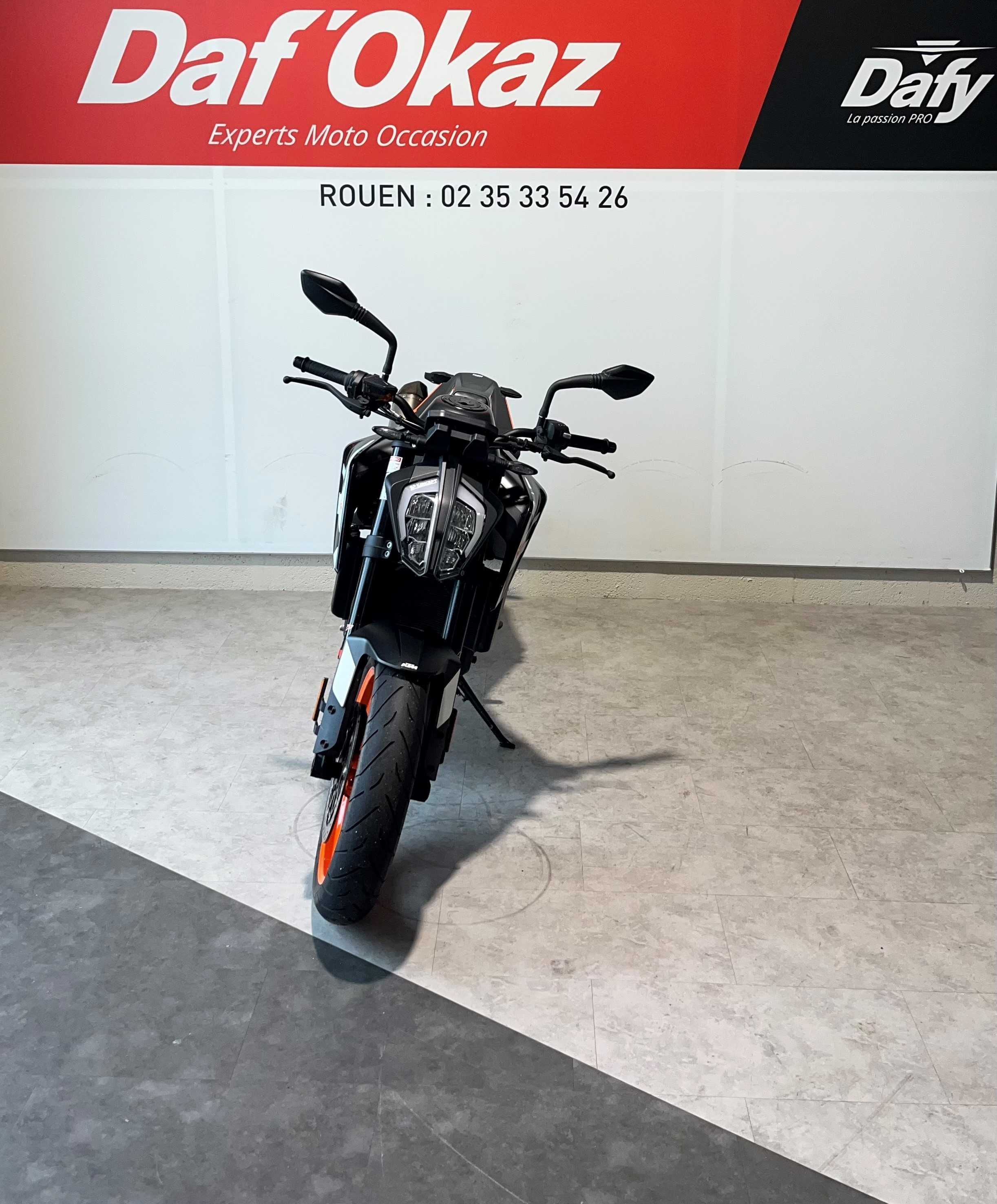 KTM KTM 890 DUKE 2023 HD vue avant