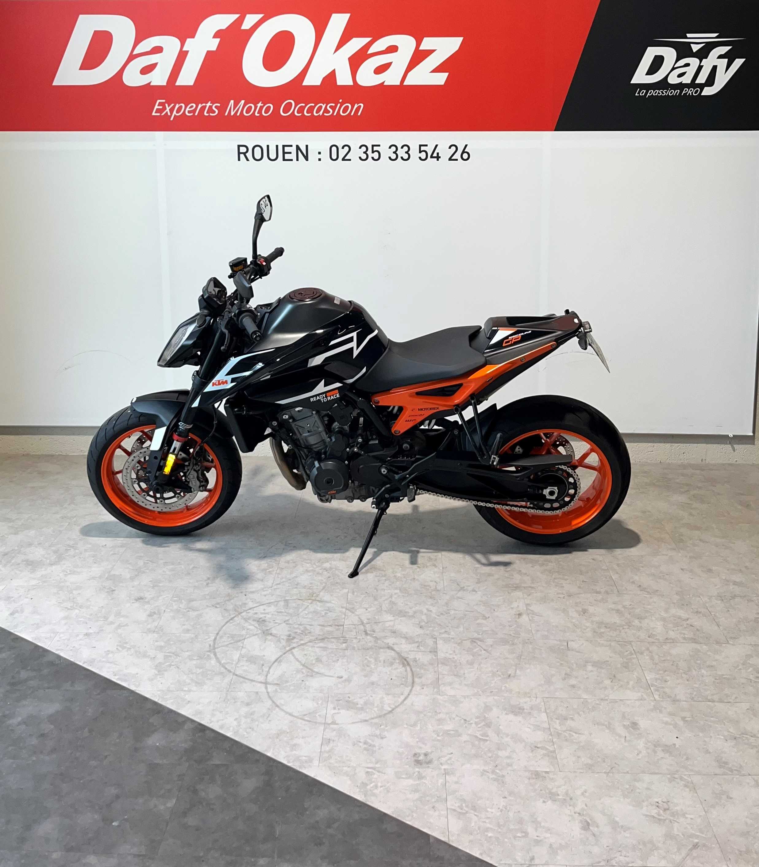 KTM KTM 890 DUKE 2023 HD vue gauche