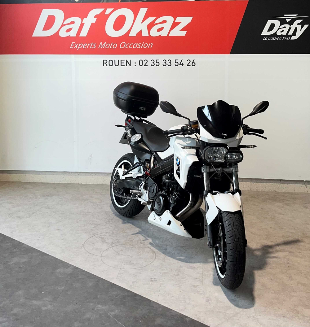 BMW F 800 R 2013 vue 3/4 droite