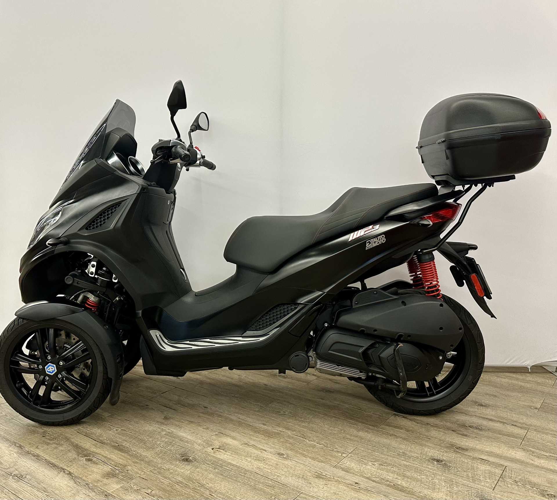 Piaggio MP3 300 HPE Sport ABS (E5) 2021 HD vue gauche