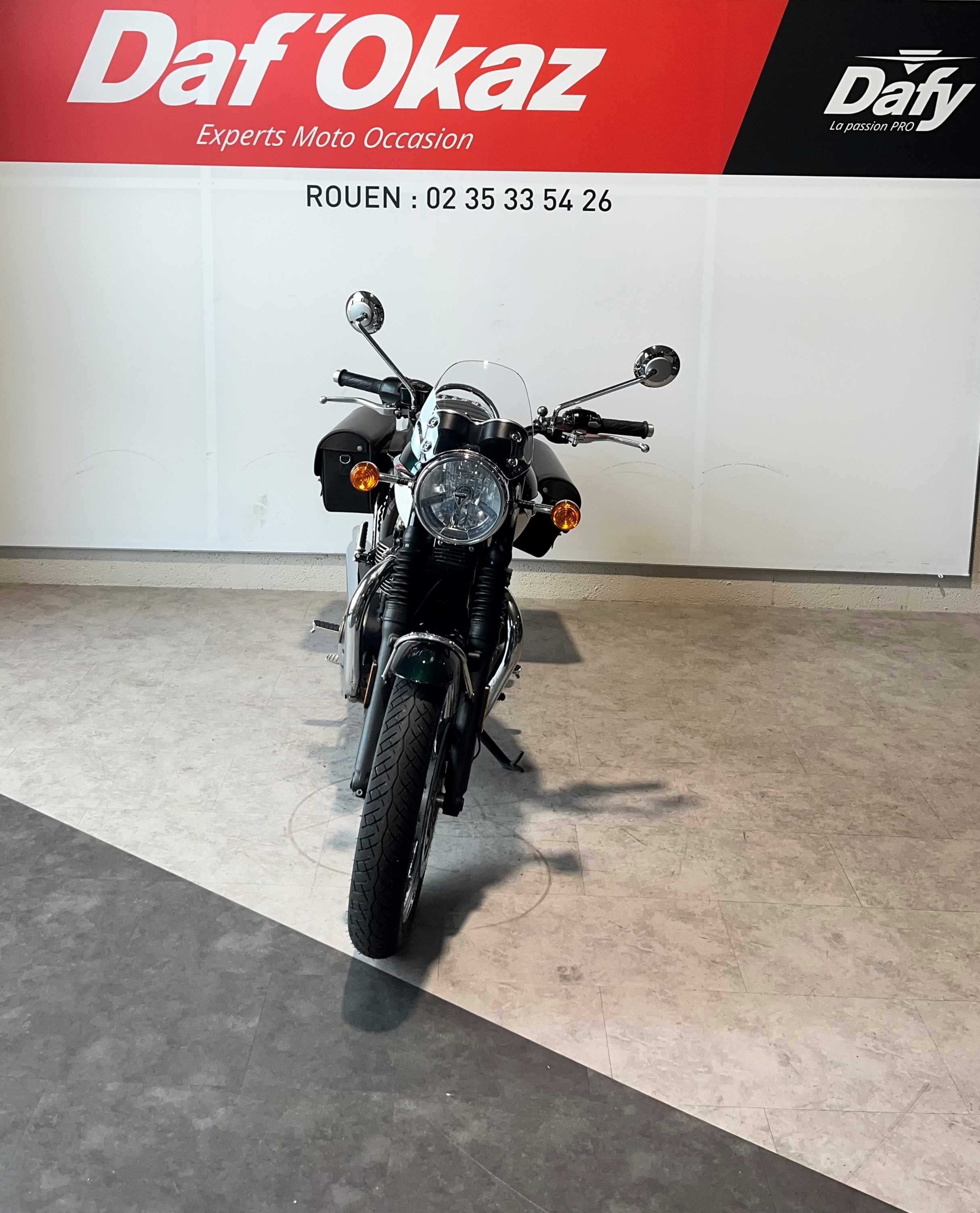 Triumph 1200 Bonneville T120 2017 HD vue avant