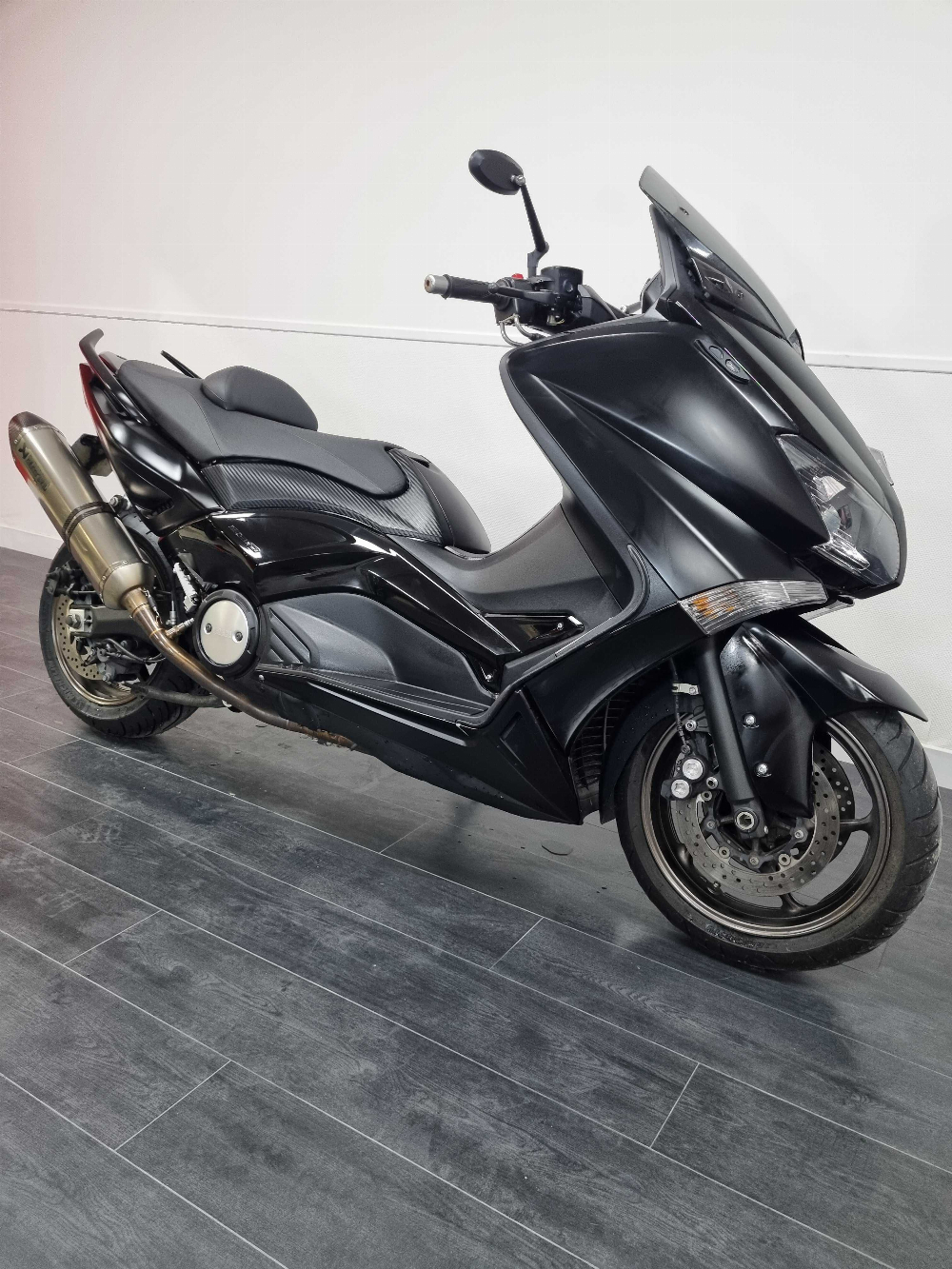 Yamaha XP 530 T-Max ABS 2012 vue 3/4 droite