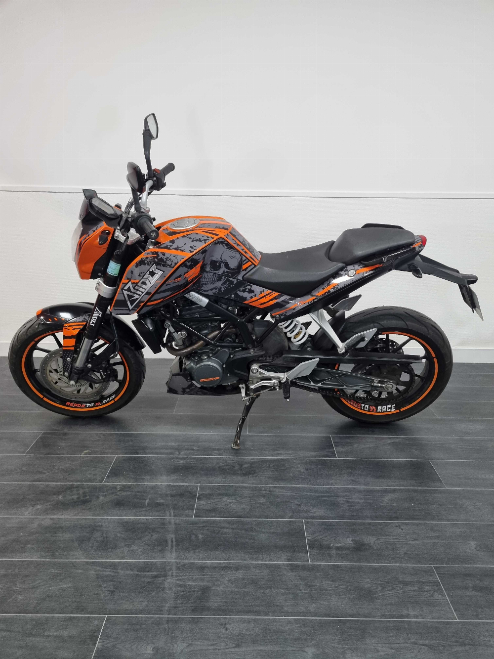 KTM 125 Duke 2016 vue gauche