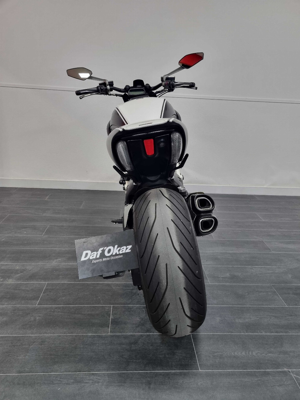 Ducati DIAVEL AMG 2012 vue arrière