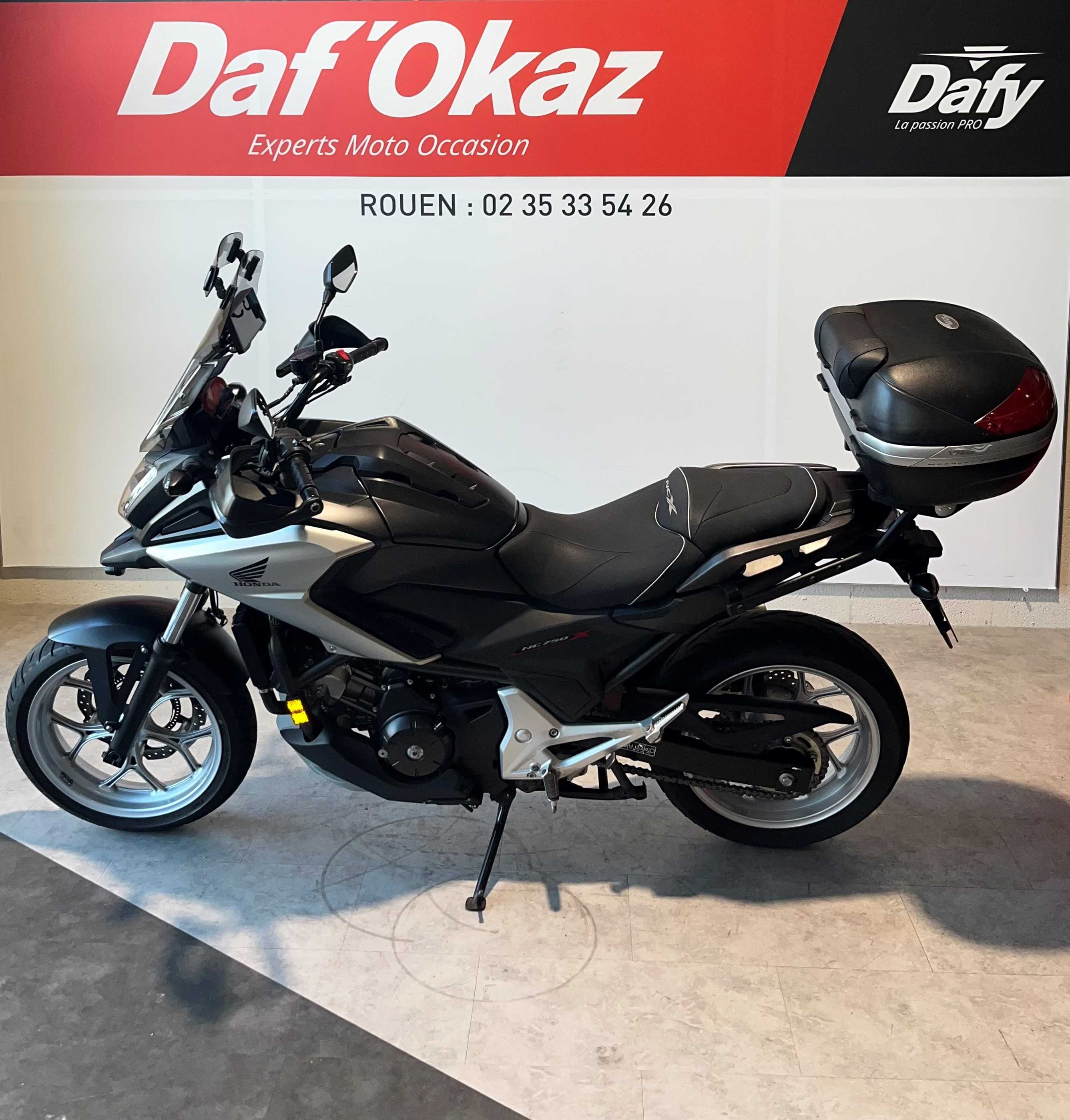 Honda NC 750 X DCT 2017 HD vue gauche