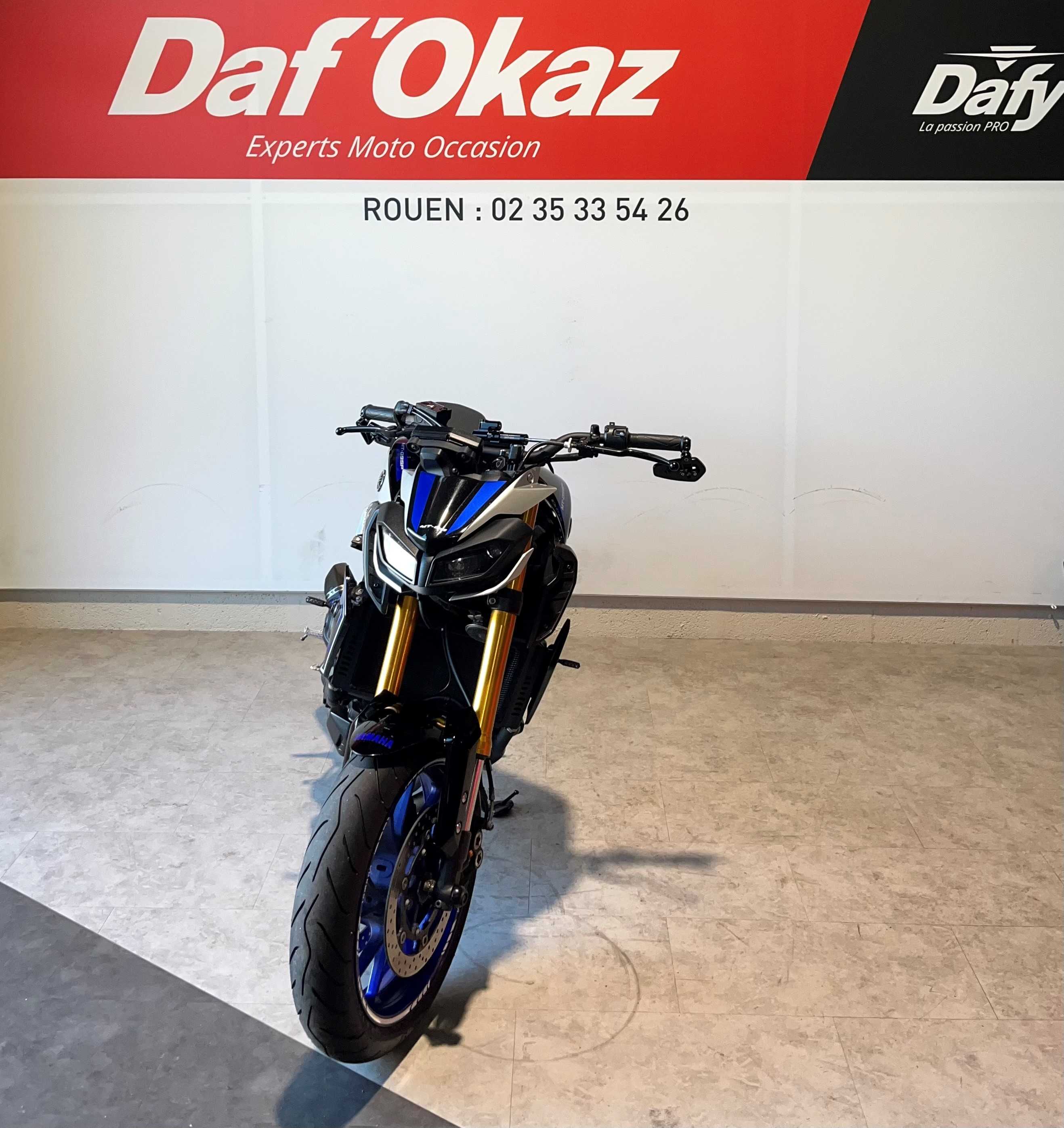 Yamaha MT-09 850 SP 2020 HD vue avant