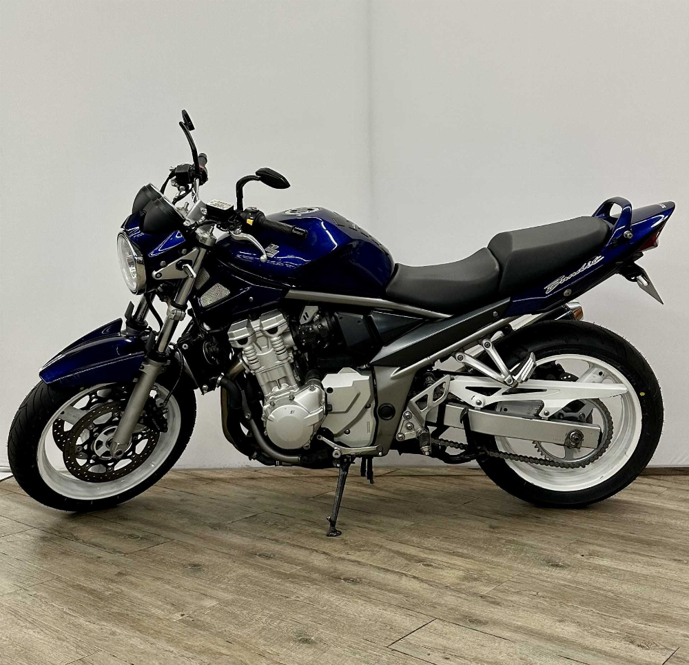 Suzuki GSF 650 N Bandit 2008 vue gauche