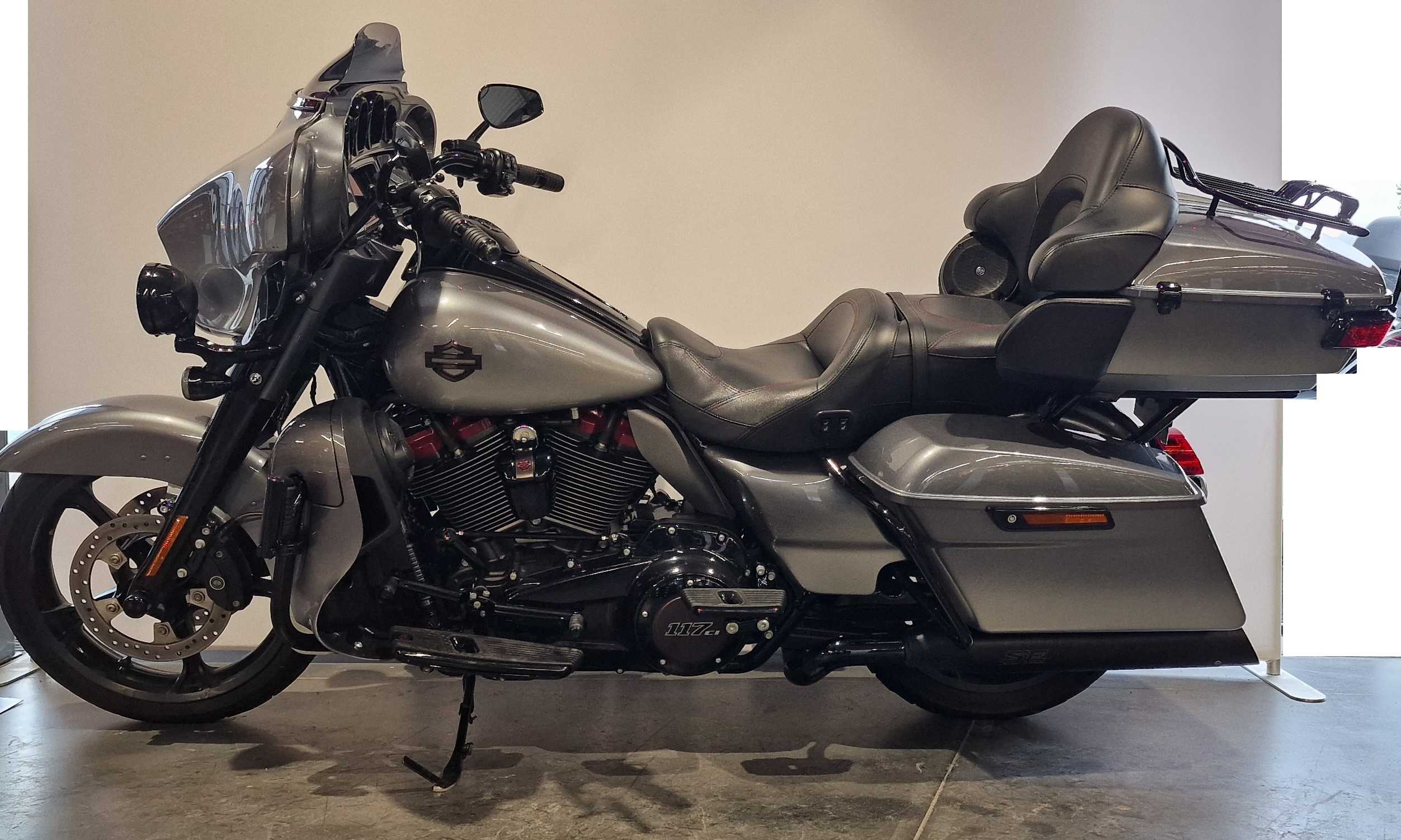 Harley-Davidson STREET GLIDE FLHTKSE CVO LIMITED 2016 HD vue gauche