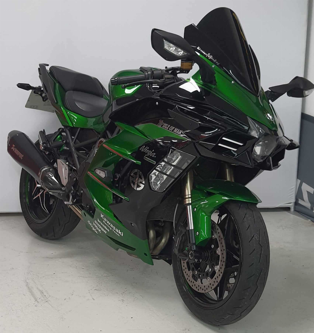 Kawasaki Ninja H2 SX SE Tourer 2018 vue 3/4 droite