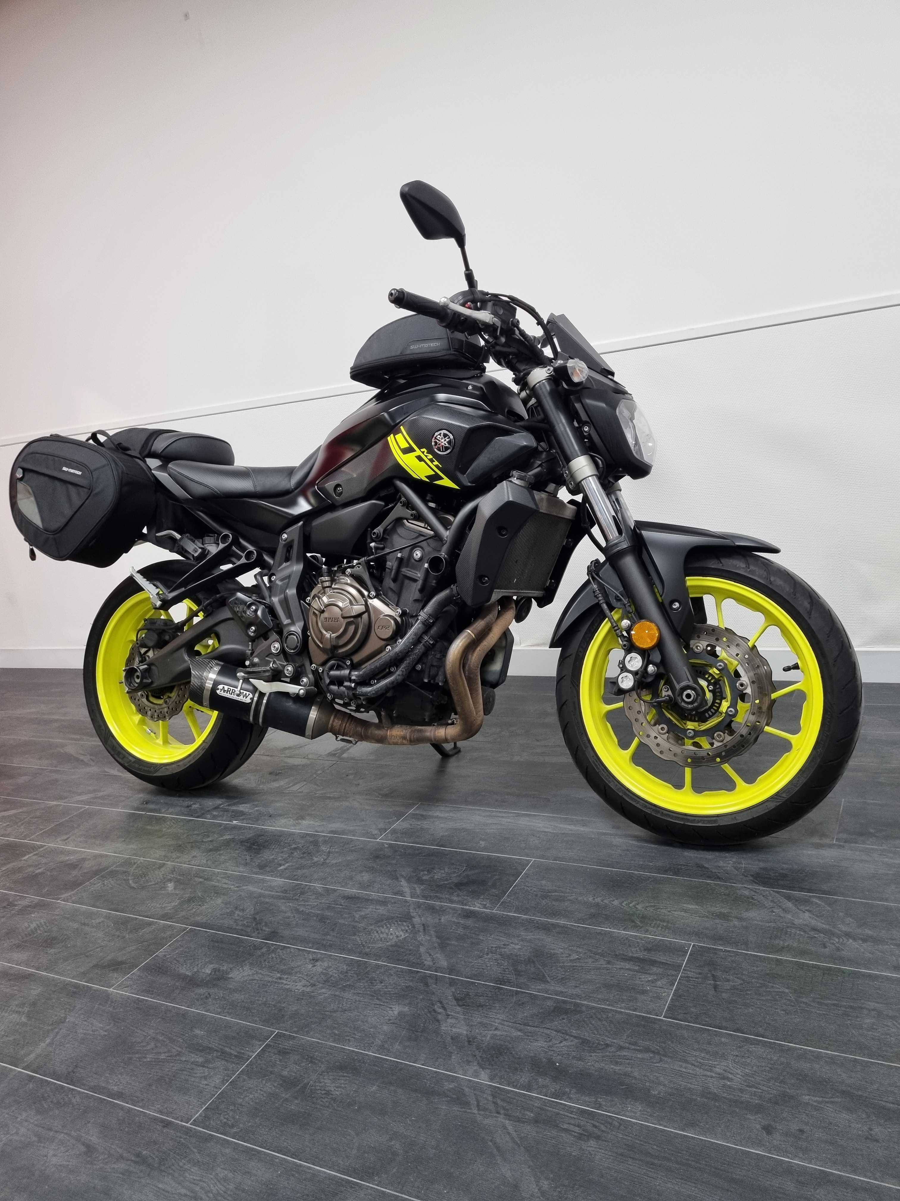 Yamaha MT-07 ABS (35KW) 2018 HD vue 3/4 droite