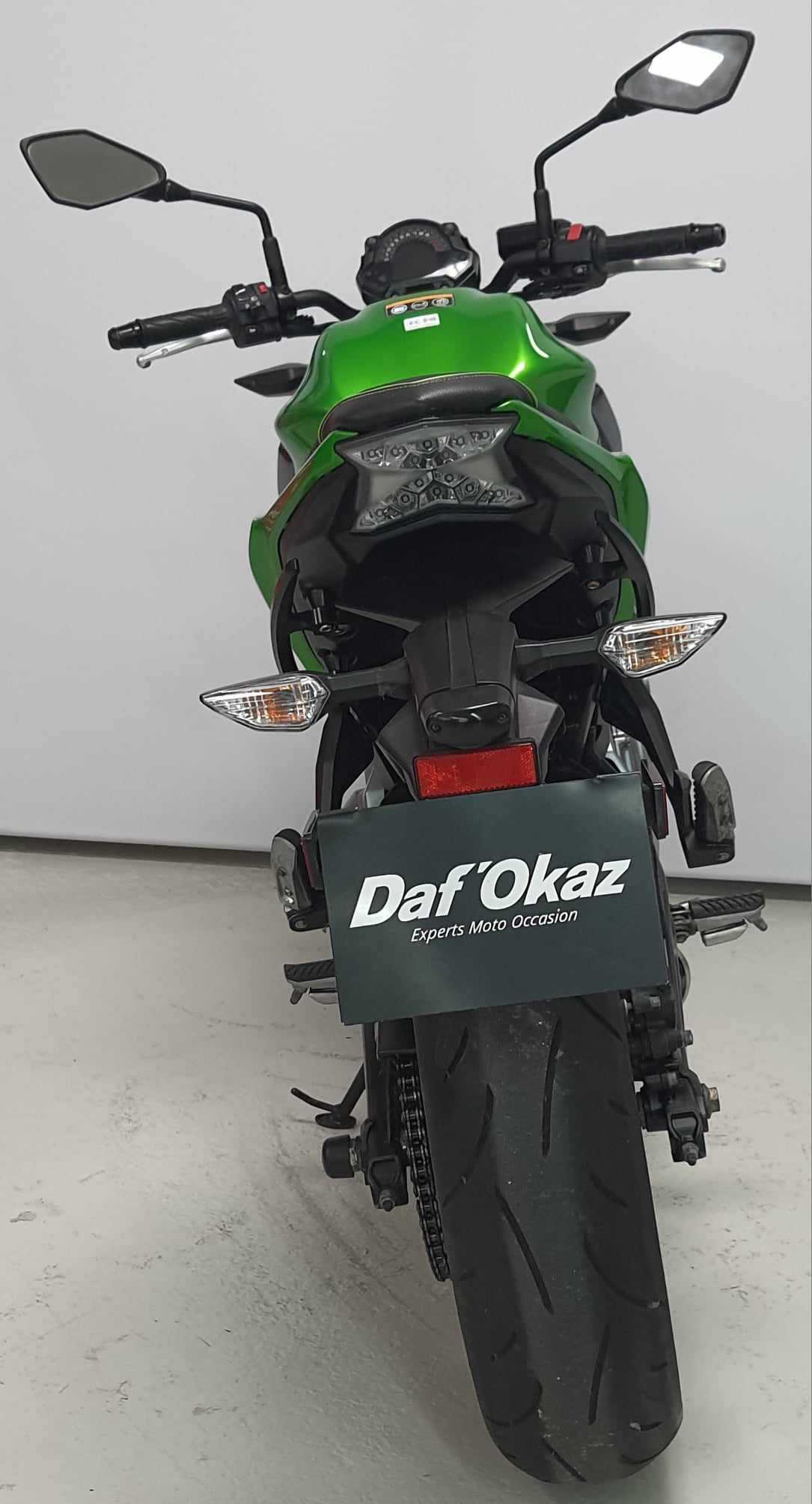 Kawasaki Z 650 2018 HD vue arrière