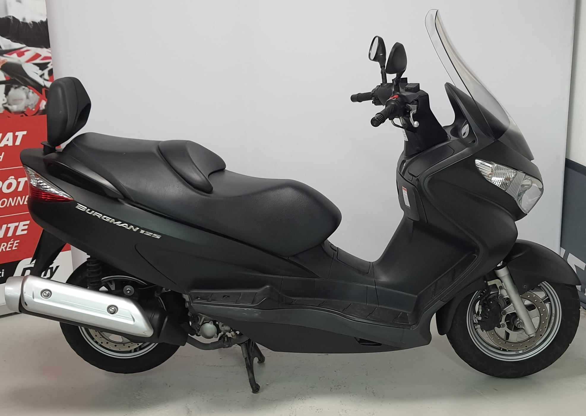 Suzuki UH 125 Burgman 2009 HD vue gauche