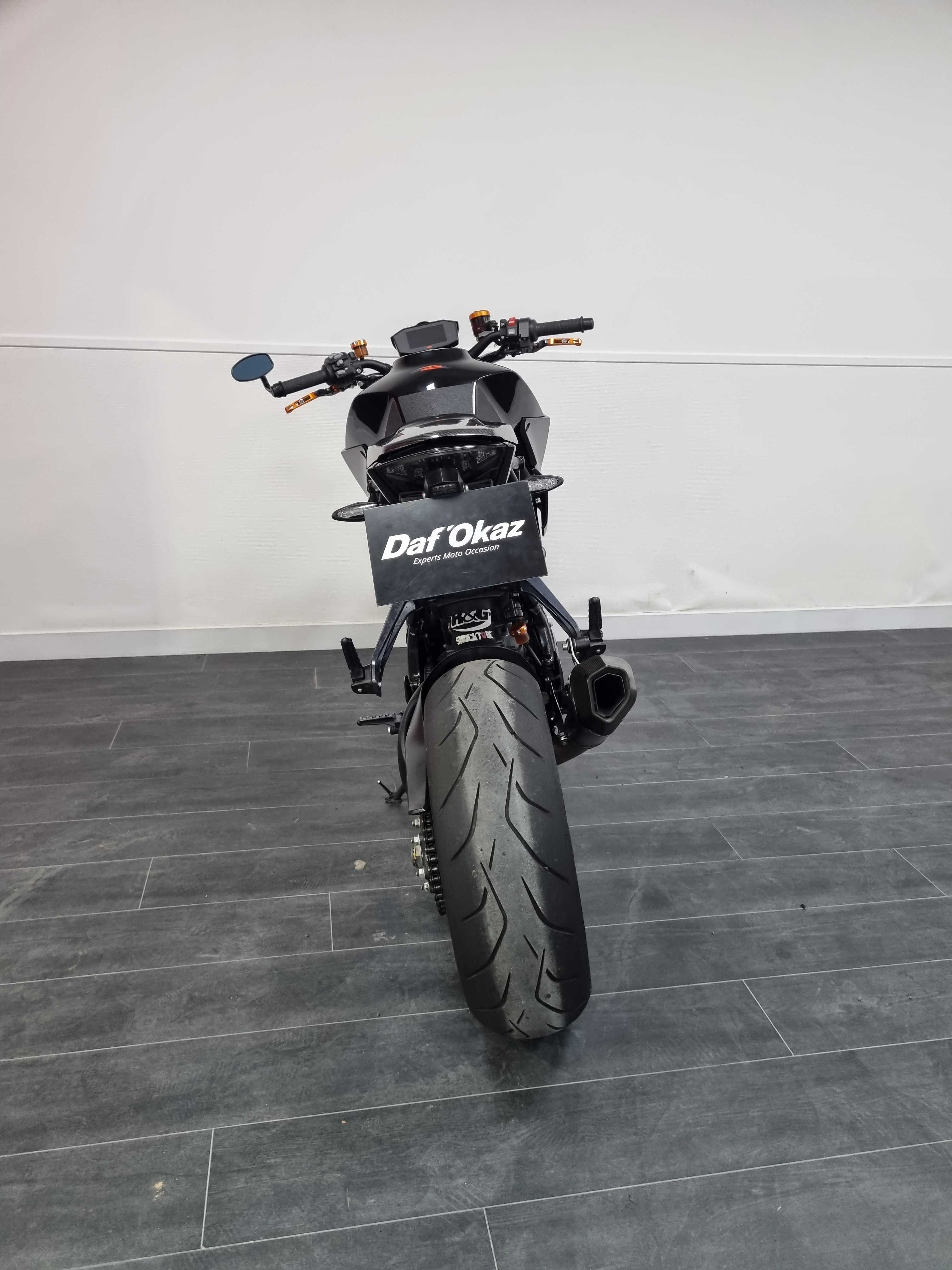 KTM 1290 Super Duke R 2018 HD vue arrière